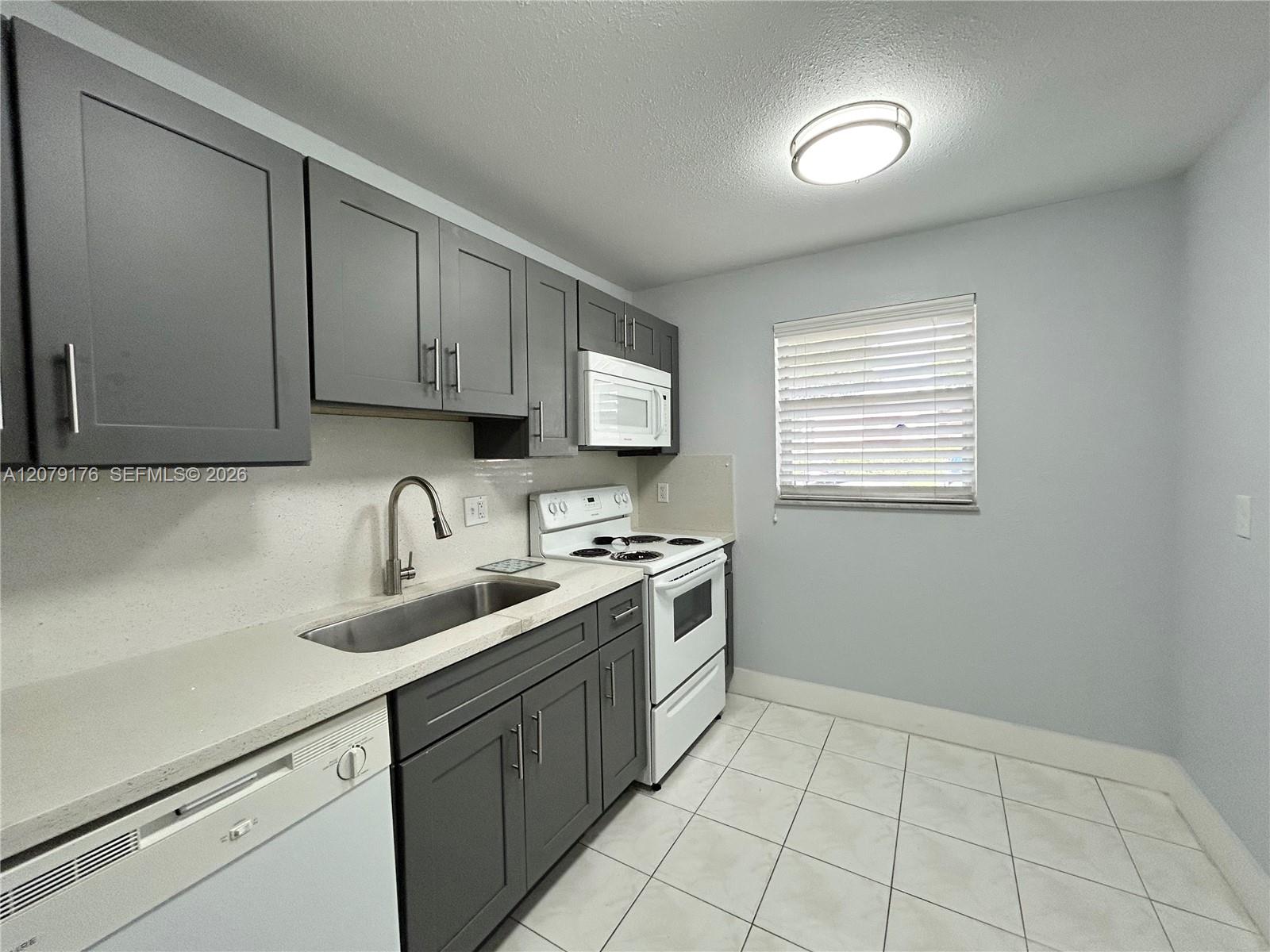 3253 Foxcroft Rd # G110 — Photo 3