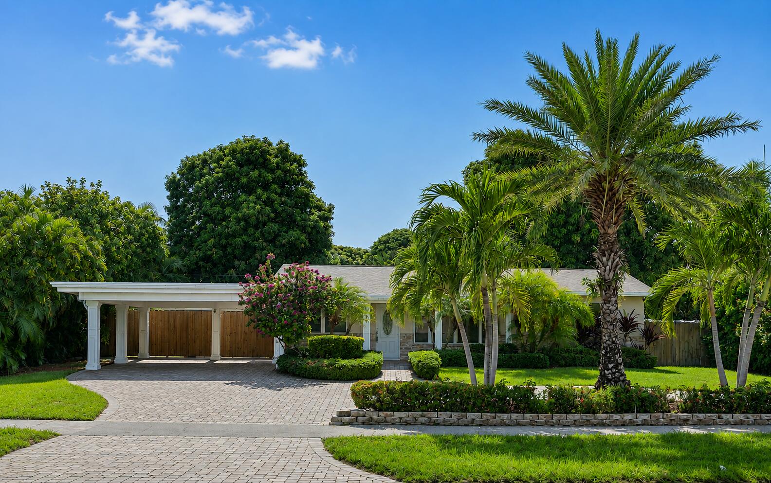 3100 S SEACREST Boulevard, Boynton Beach FL 33435