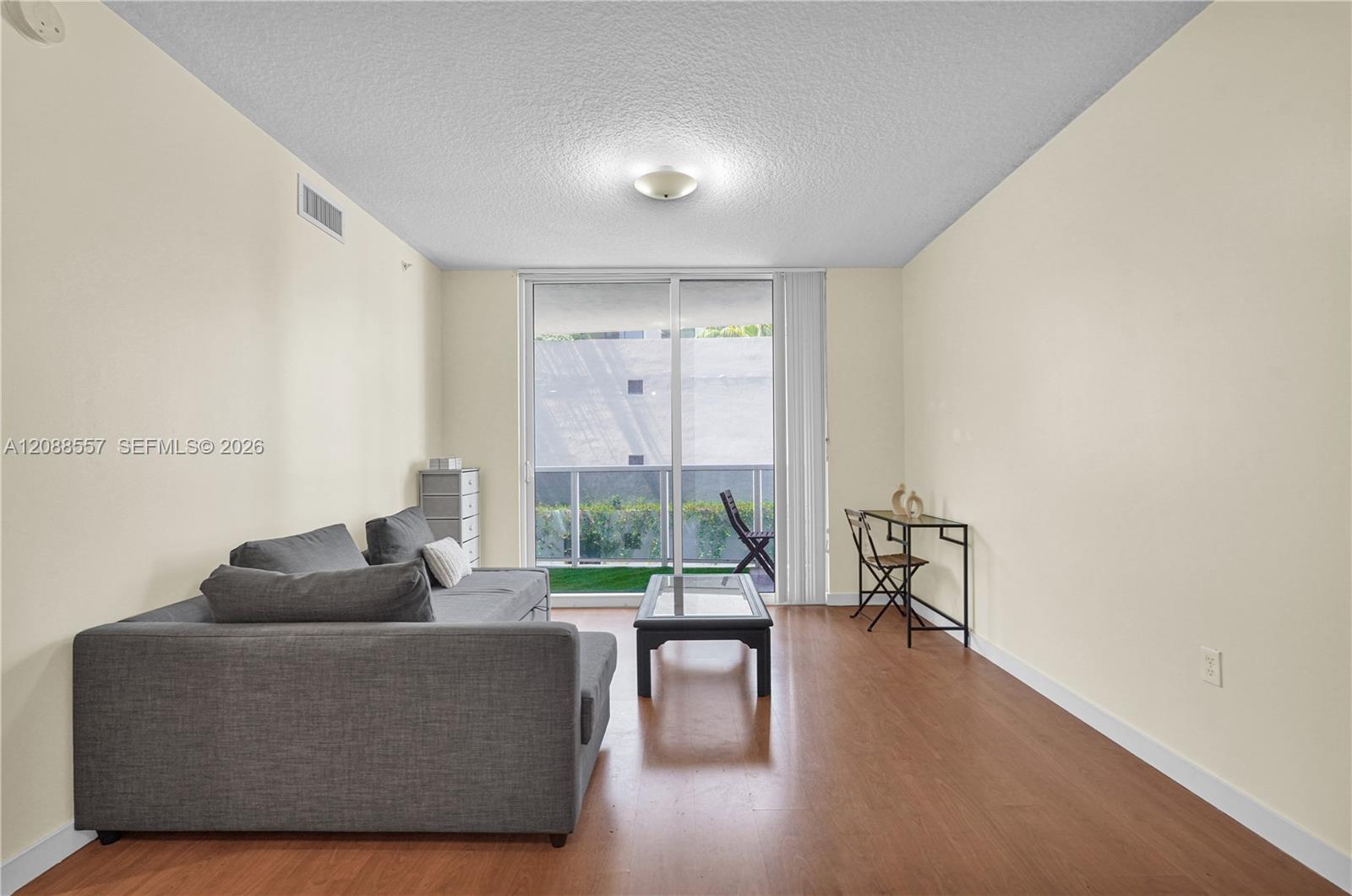 601 NE 23rd St # 901 — Photo 2