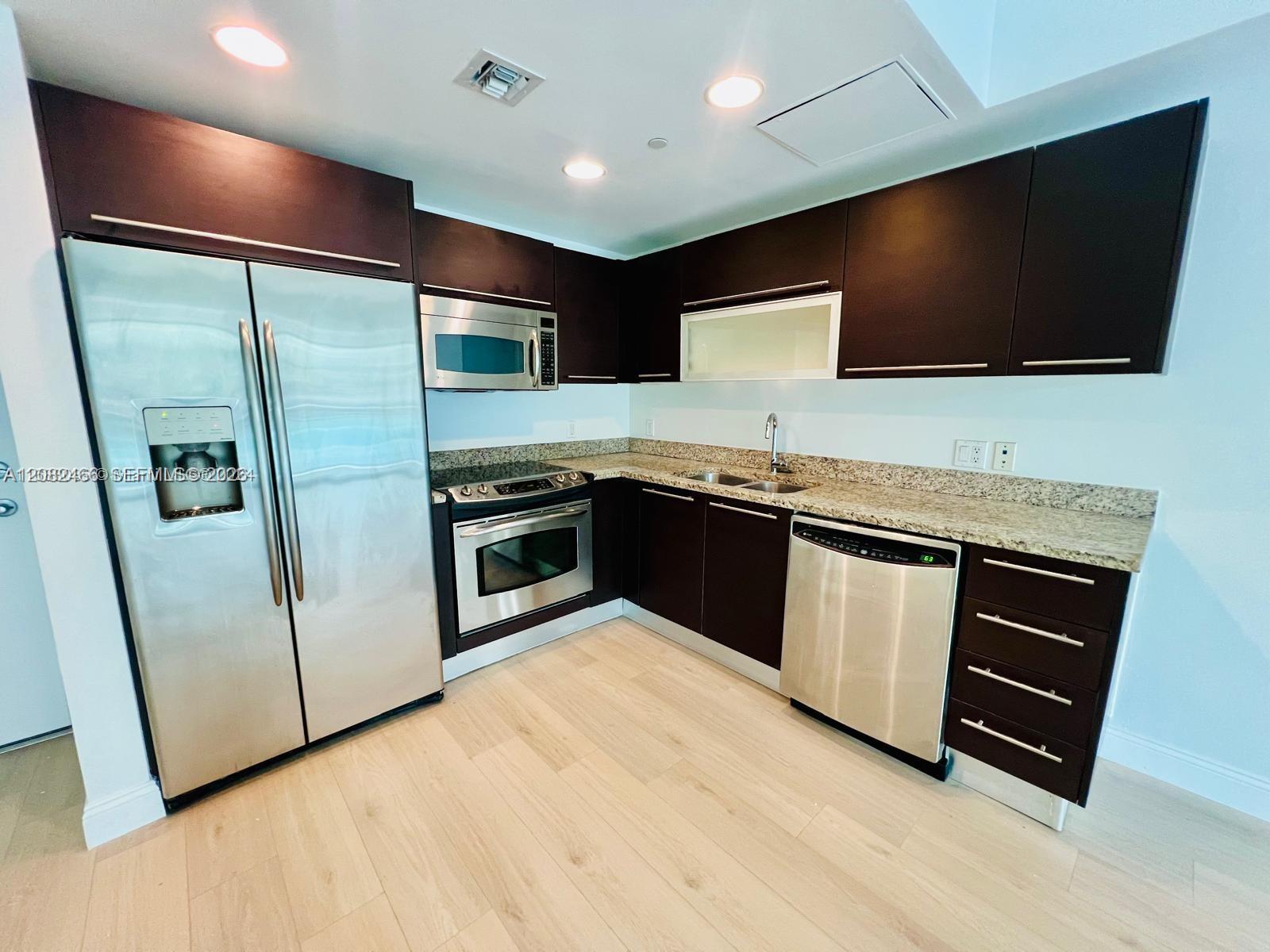 950 S Brickell Bay # 1109 — Photo 3
