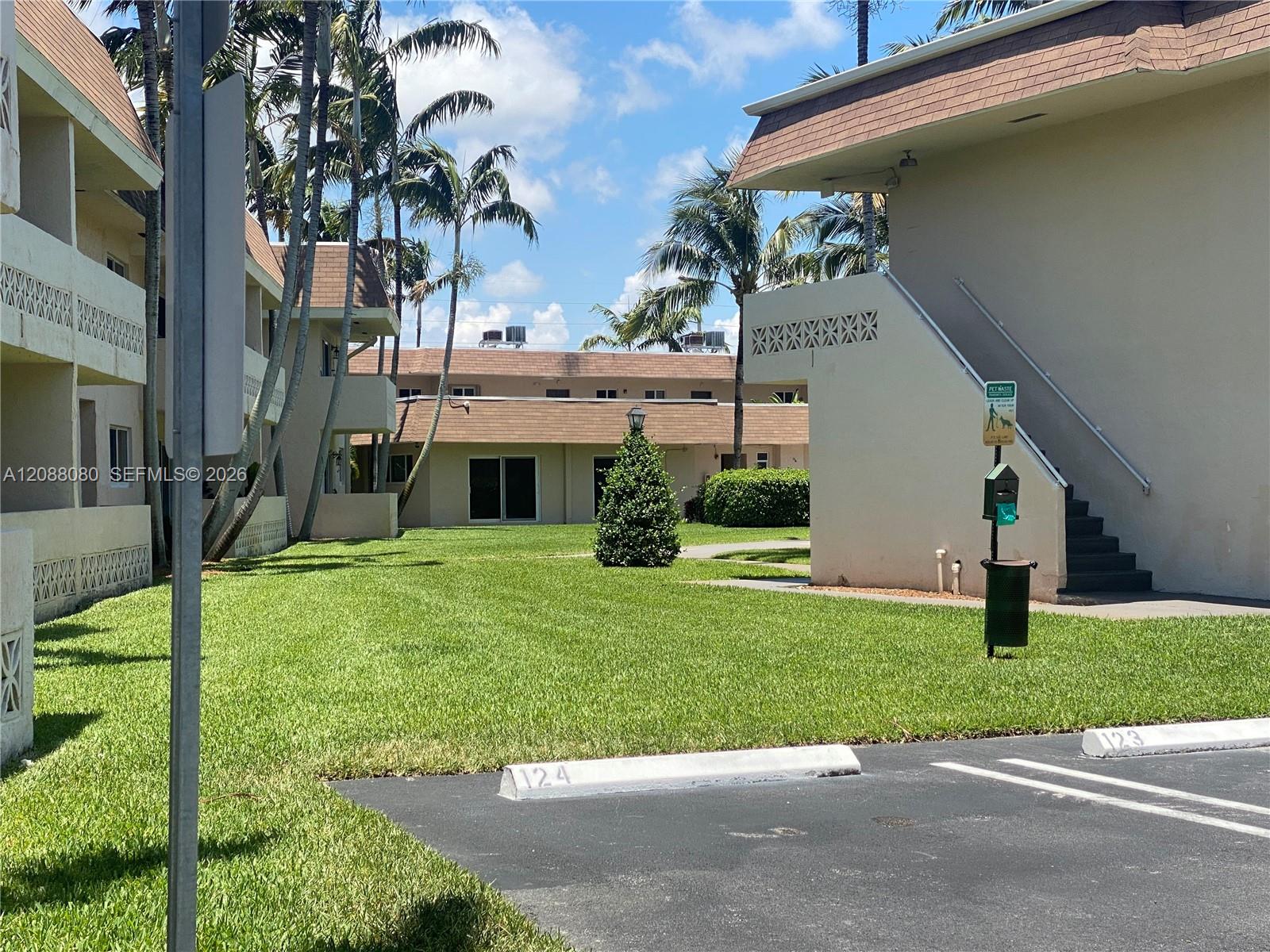 14500 SW 88th Ave # 224 — Photo 4