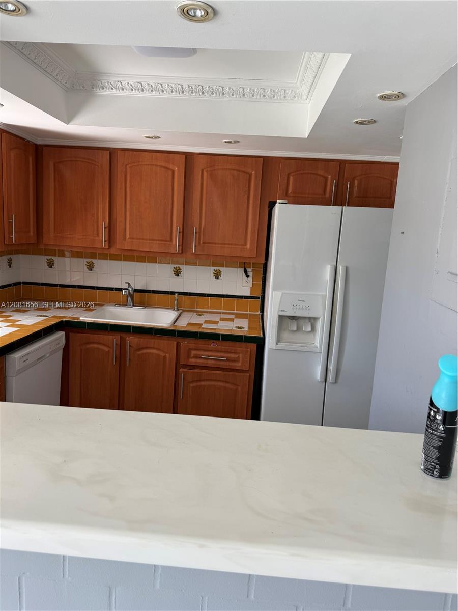 210 172 ST # 326 — Photo 3