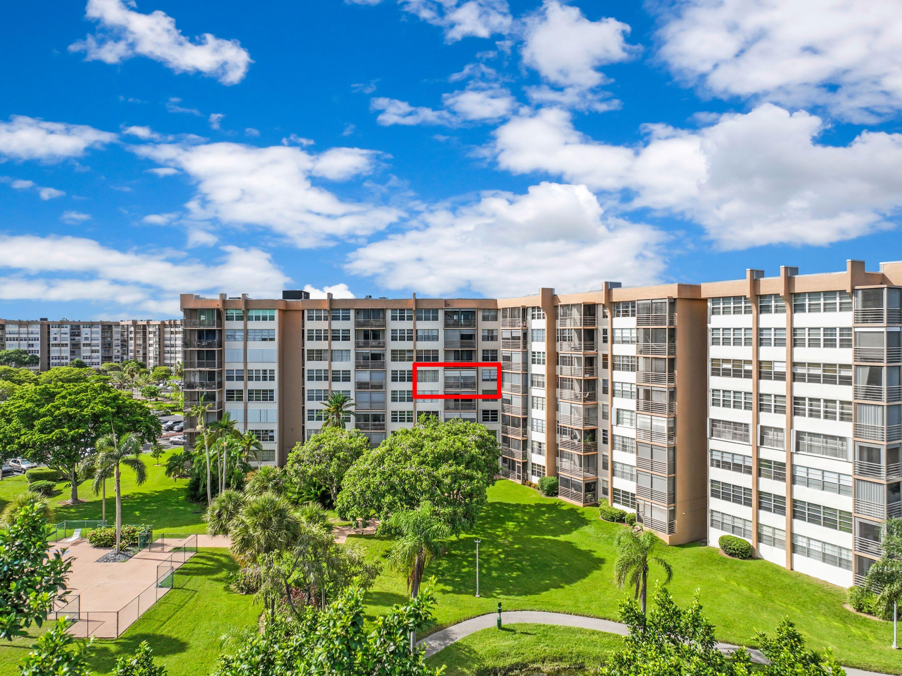 1200 Saint Charles Place # 509, Pembroke Pines FL 33026