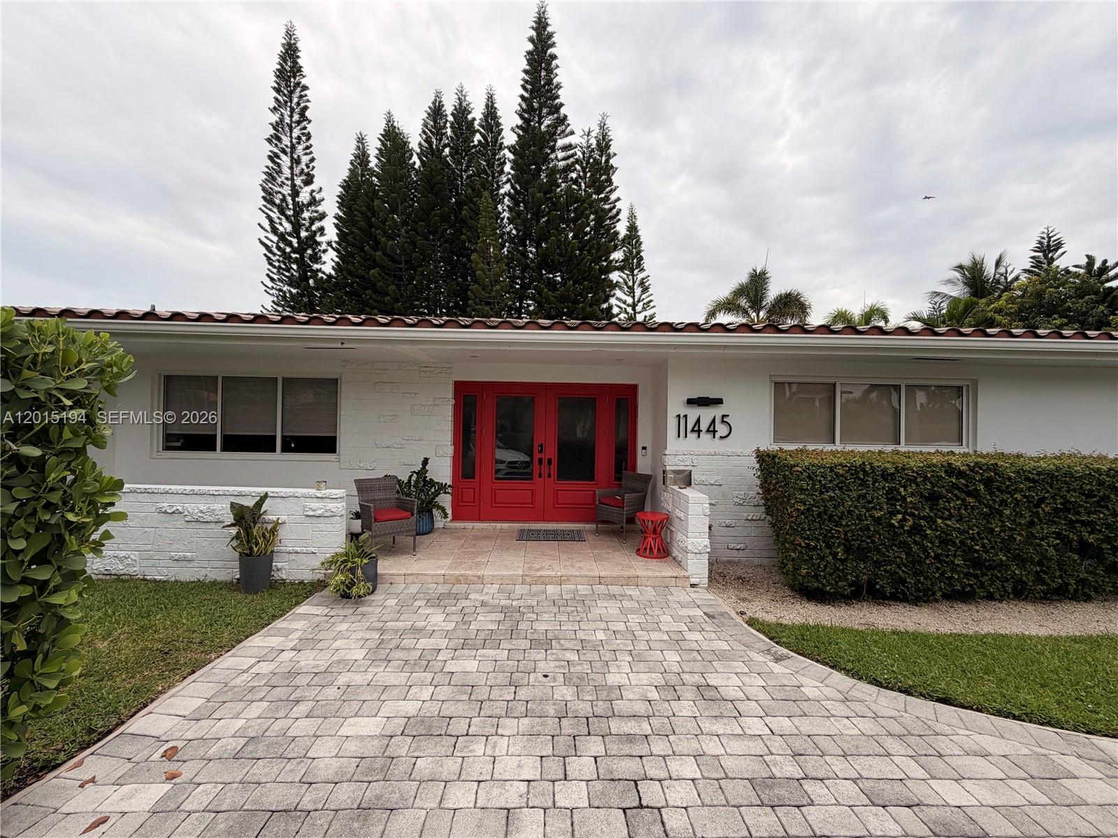 11445 N Bayshore Dr, North Miami FL 33181
