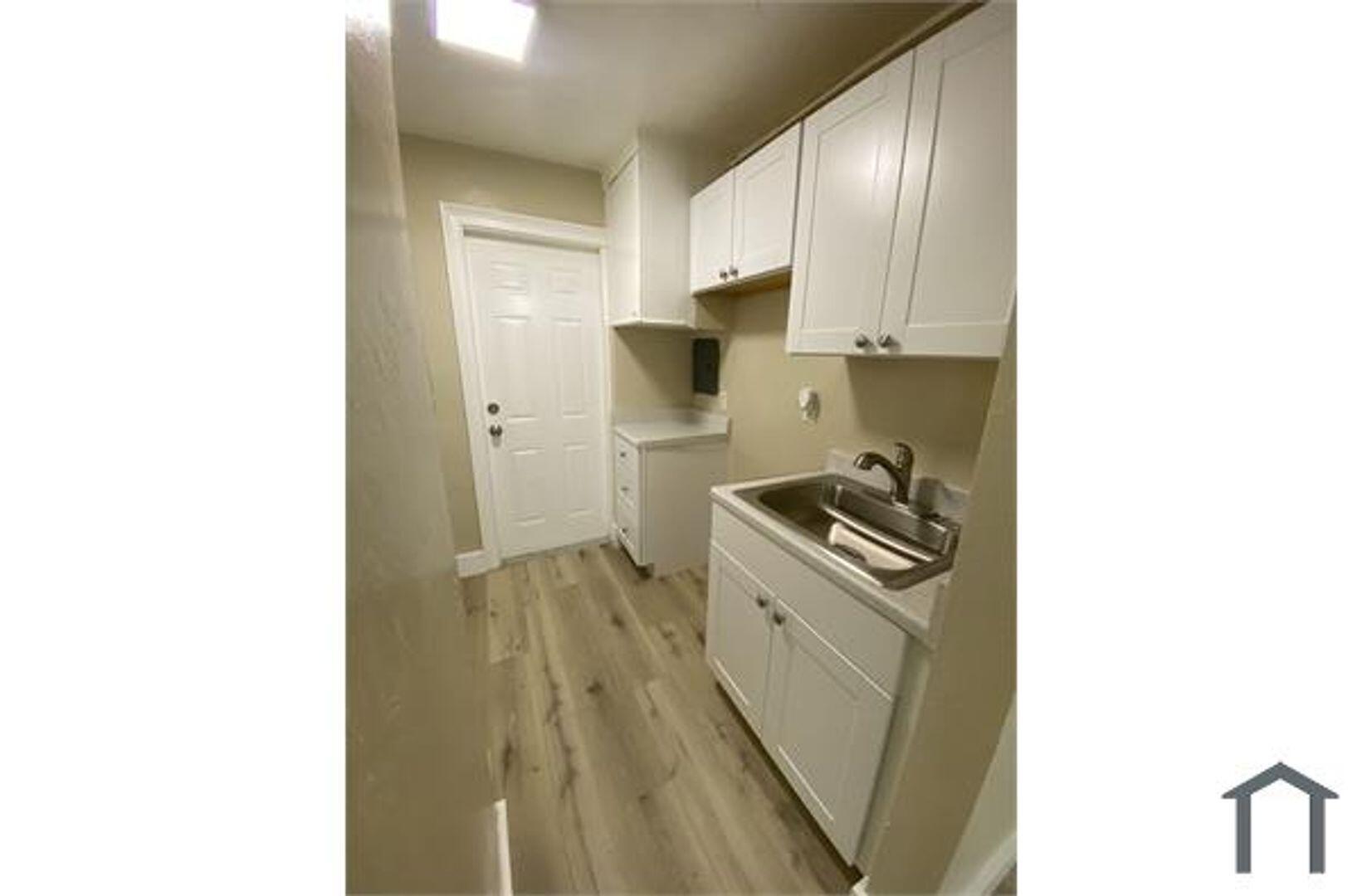 1822 N Dixie Highway # 5 — Photo 4