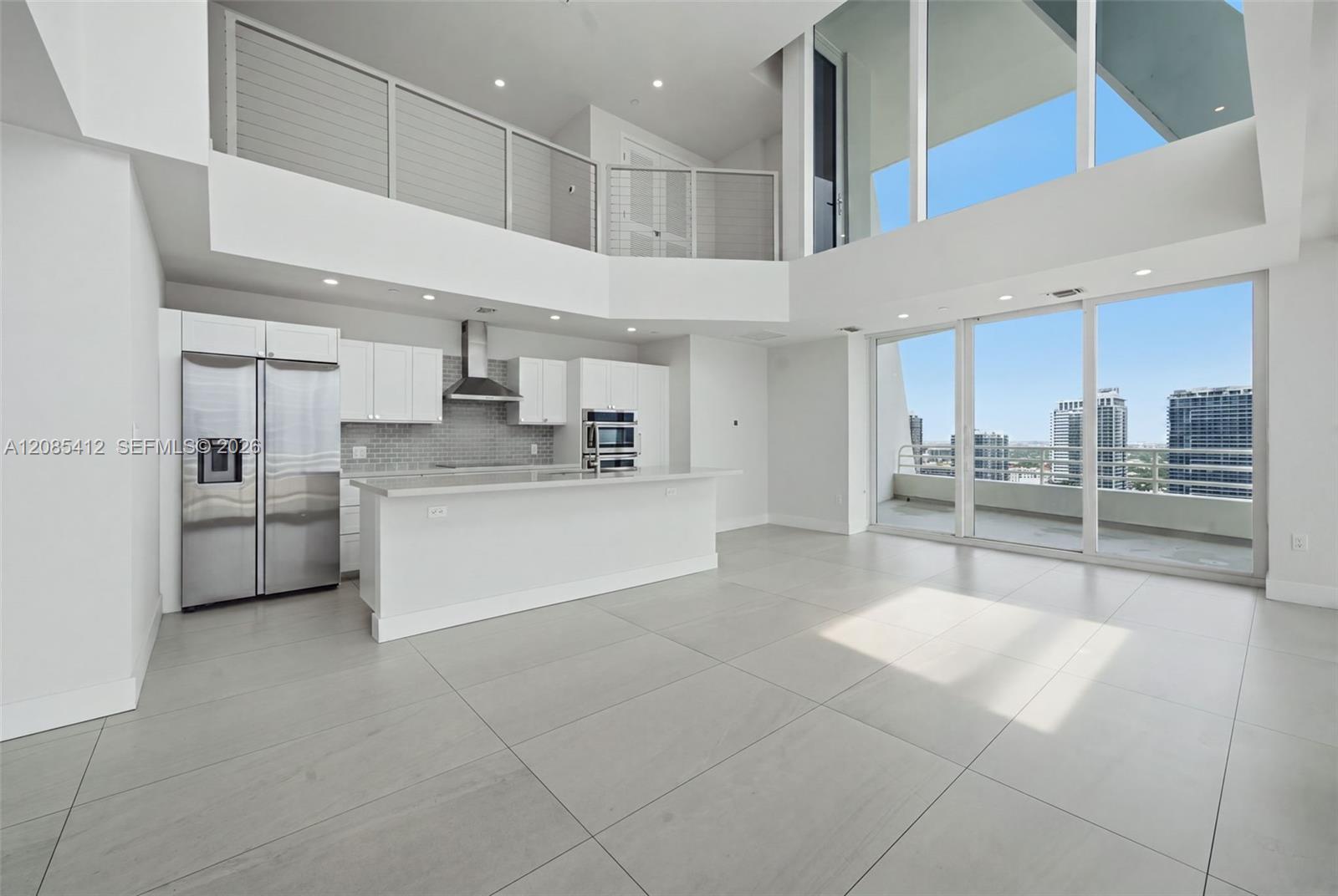 555 NE 34th St # PH4 — Photo 3