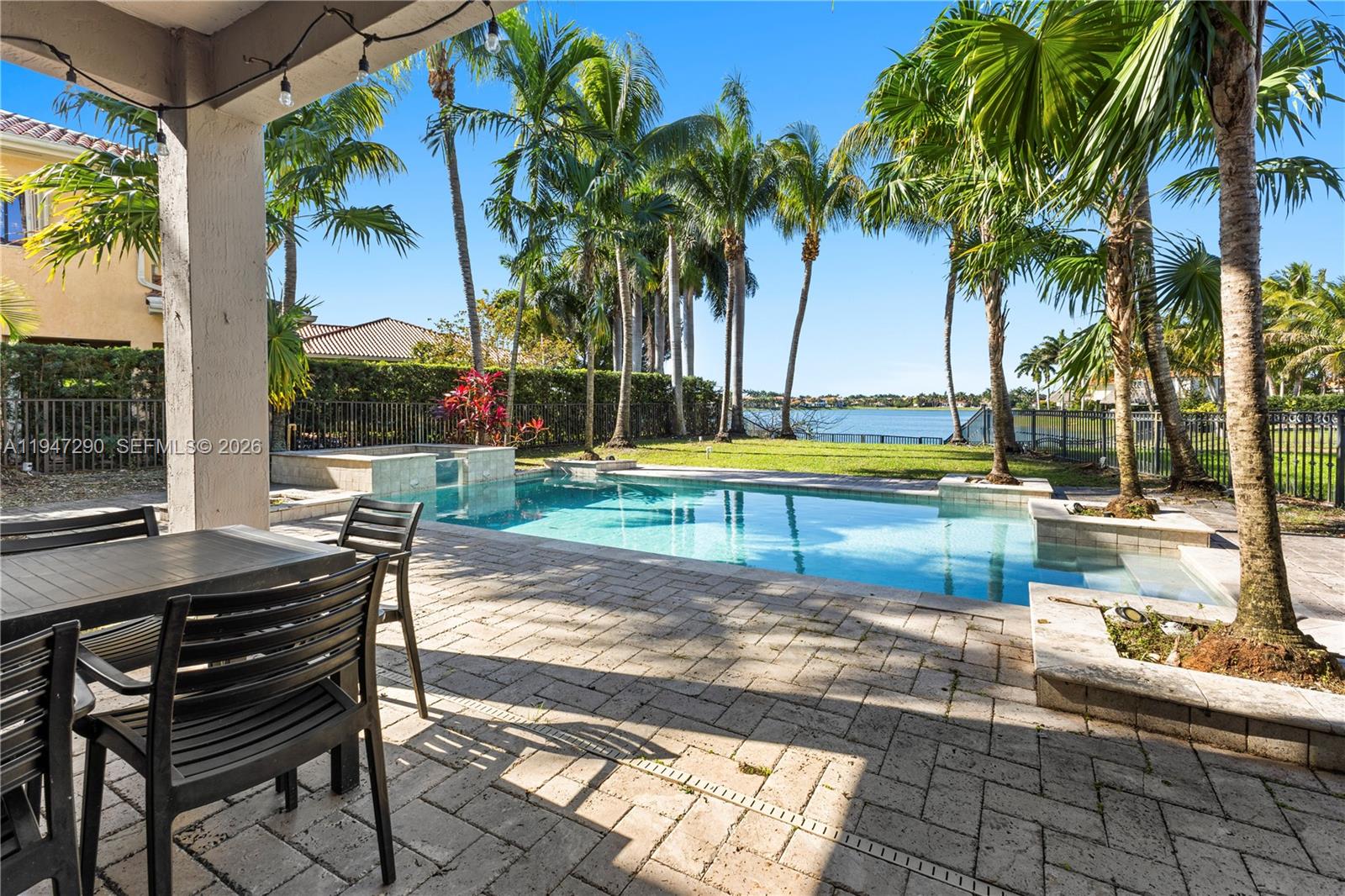 18832 SW 77th Ct View 4