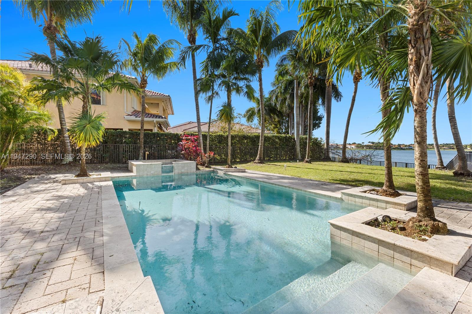18832 SW 77th Ct View 5