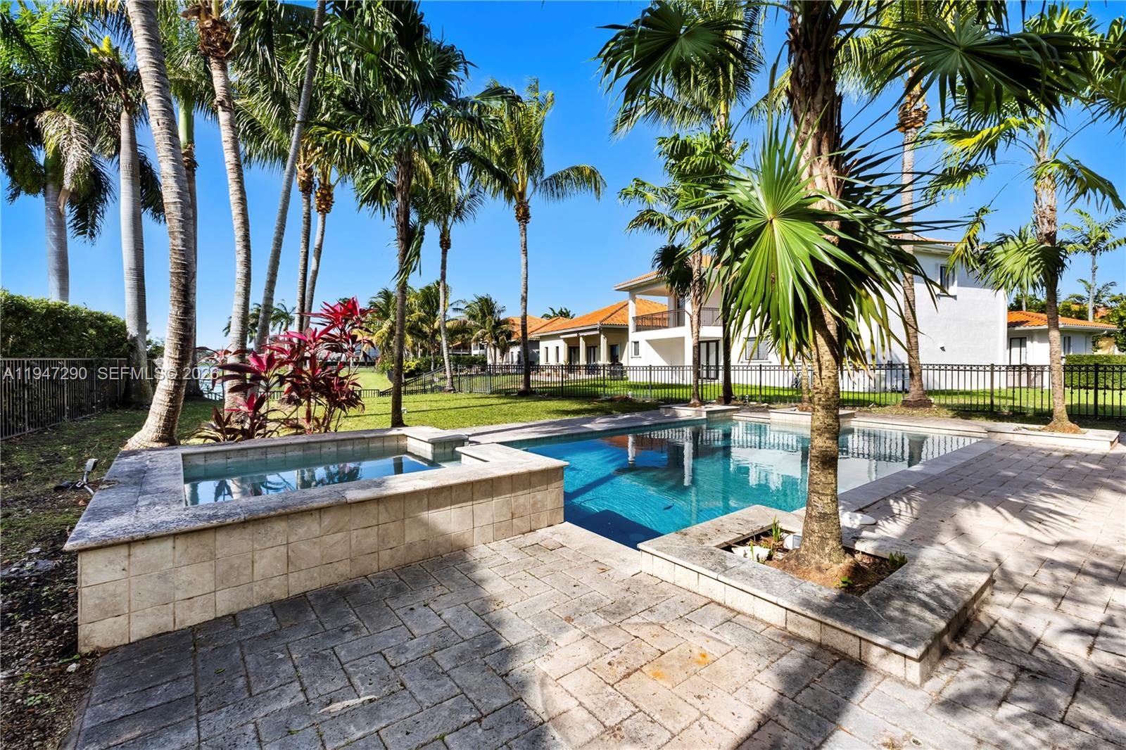 18832 SW 77th Ct View 7