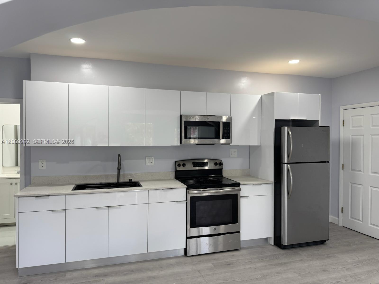 3171 SW 26th St # 3 View 1