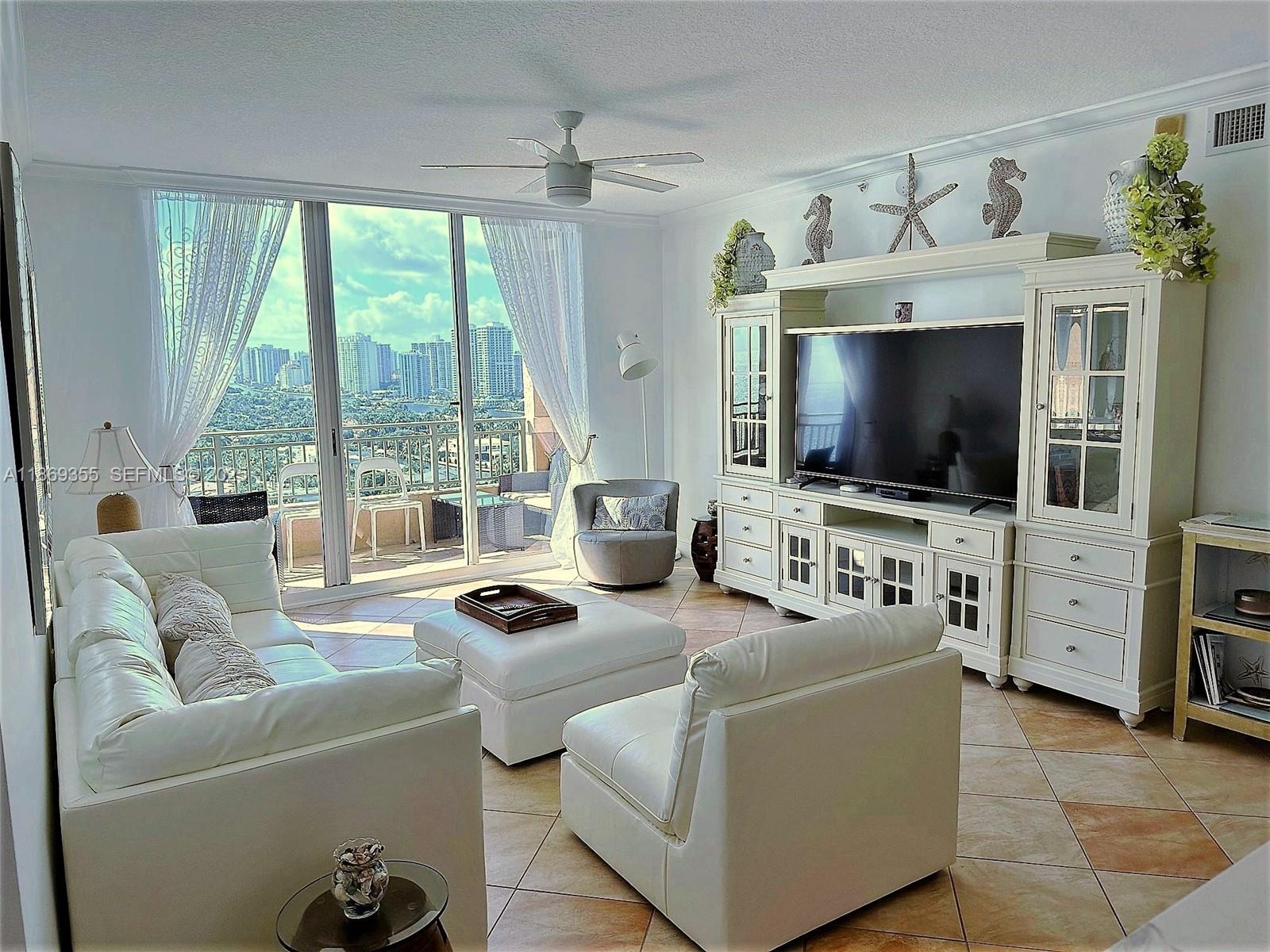 2080 S OCEAN DRIVE # PH3, Hallandale Beach FL 33009