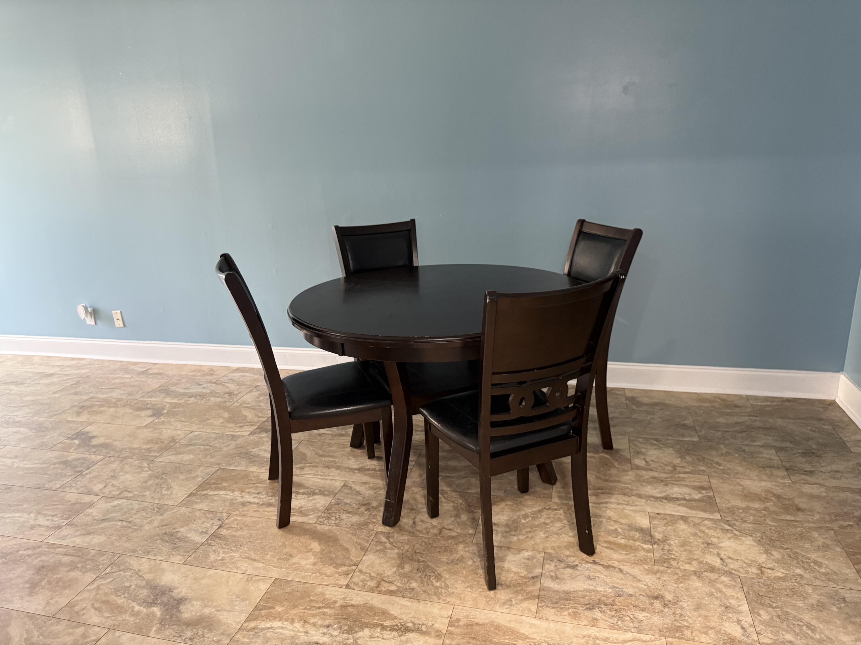 146 Norwich G # 146 — Photo 4
