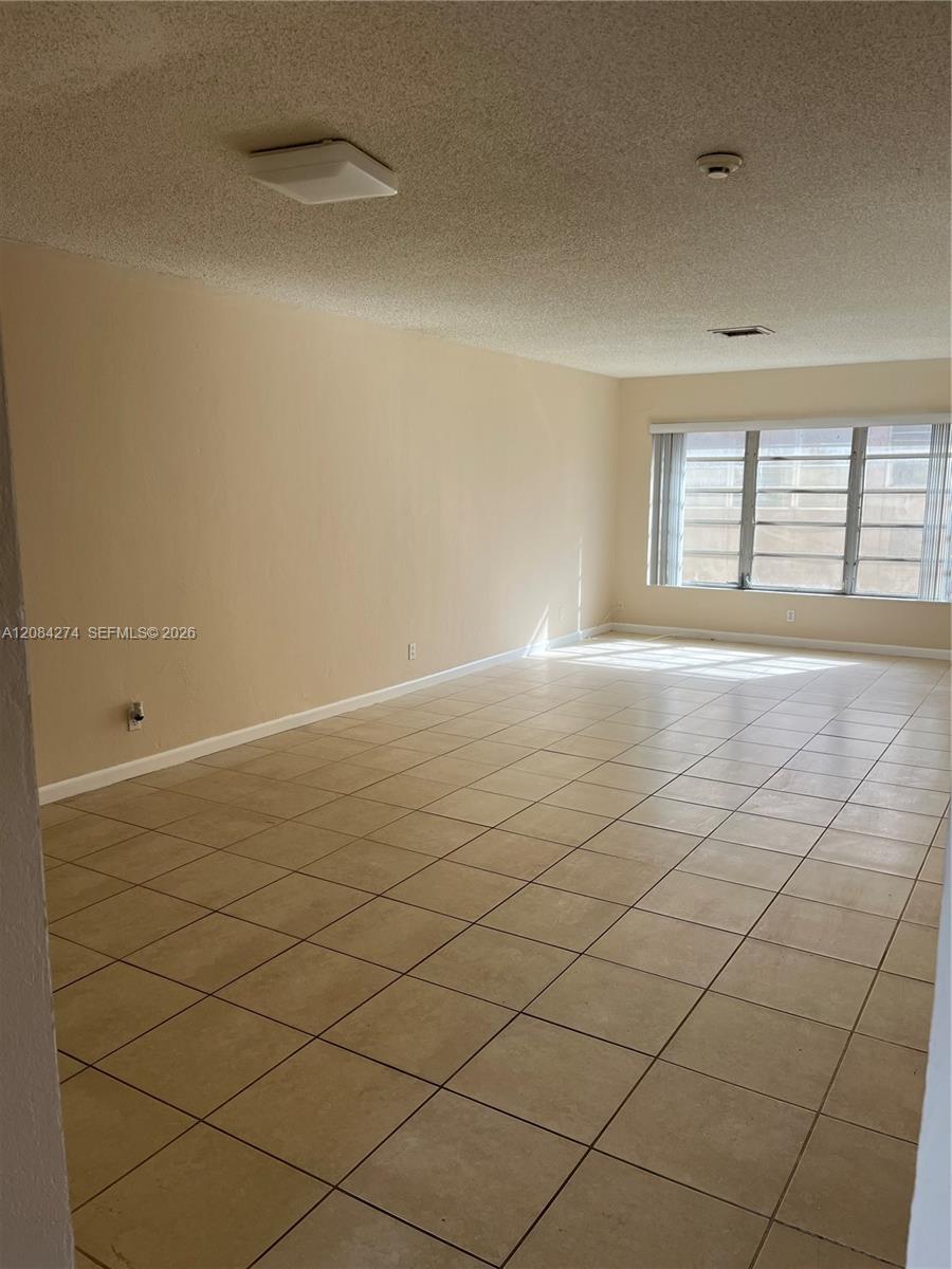 2840 Fillmore St # 7 — Photo 4