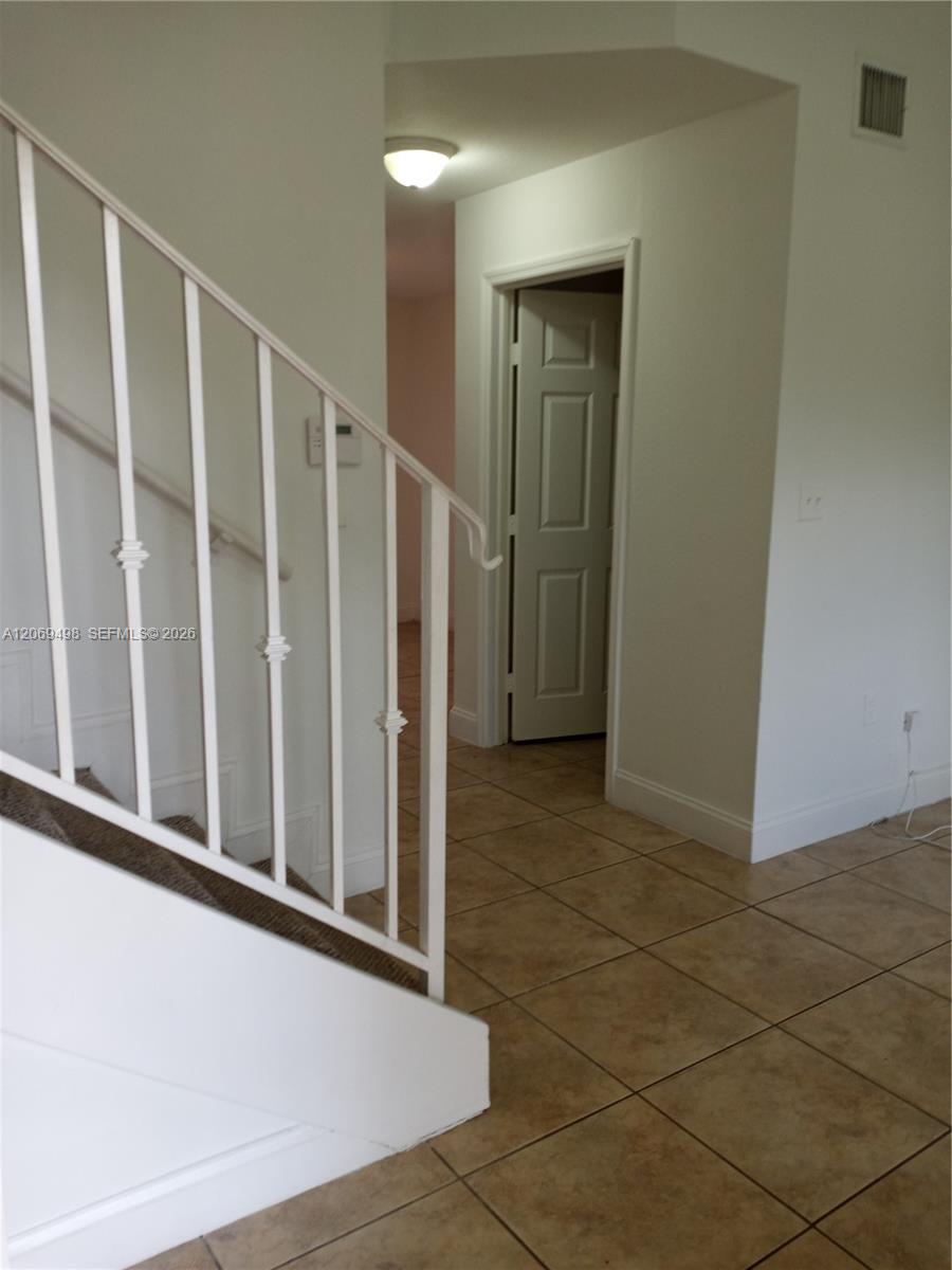 7427 NW 181st Ter # 7427 — Photo 3