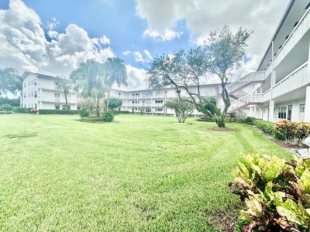 583 Fanshaw # N, Boca Raton FL 33434