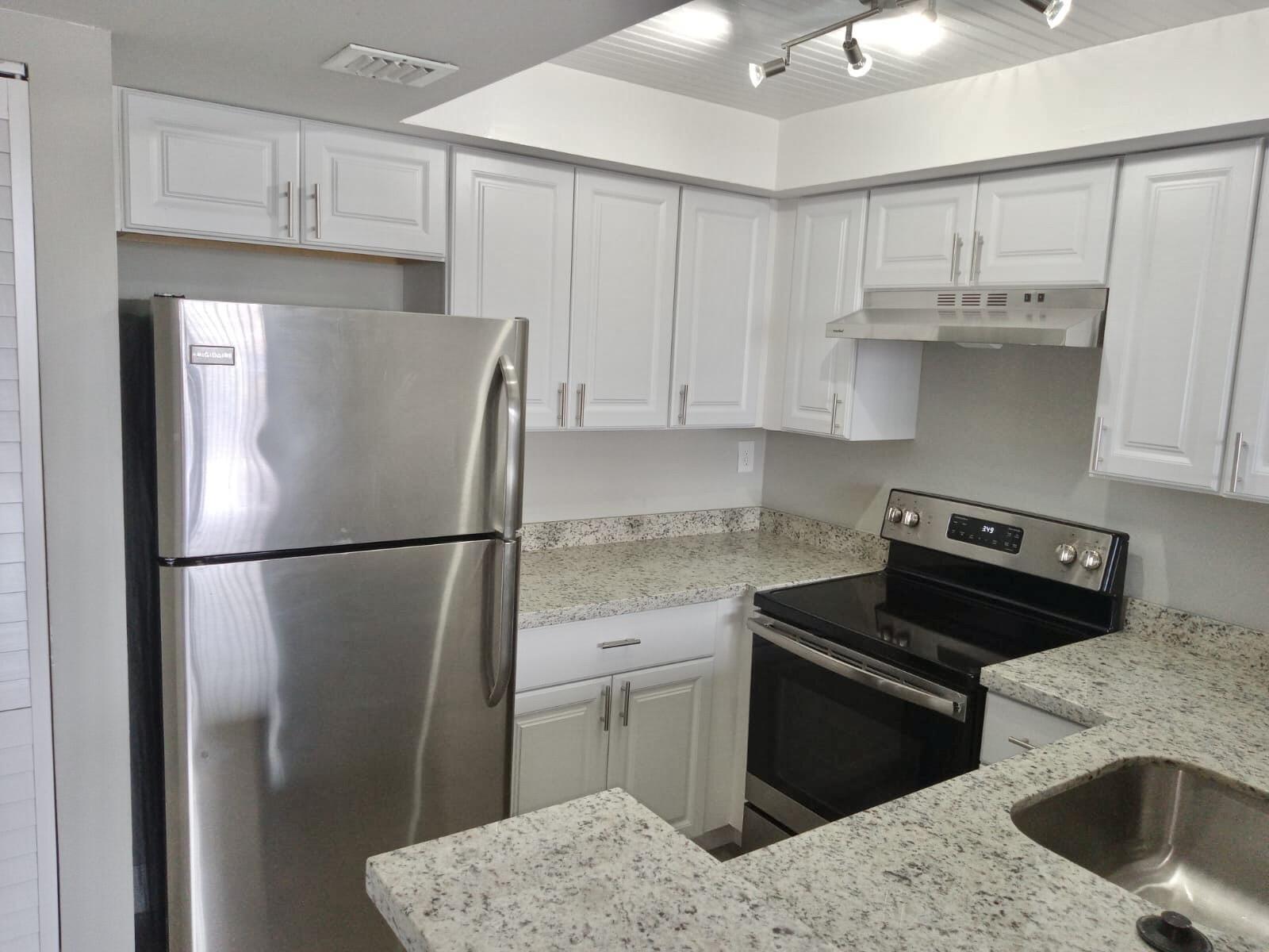 738 Executive Center Drive # 32 — Photo 3