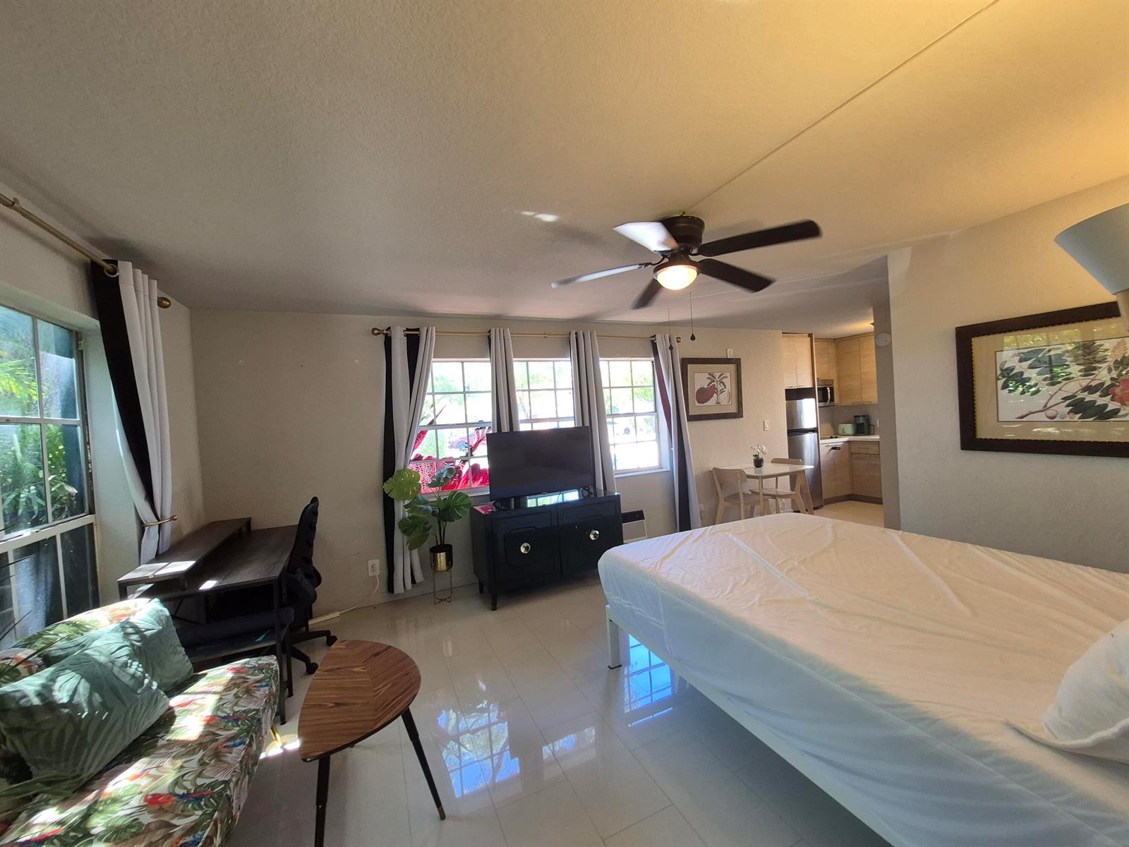 1007 SE 2nd Court # 1-, Fort Lauderdale FL 33301
