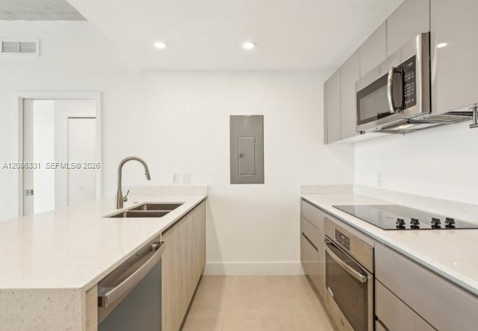 13800 Highland Dr # PH02 — Photo 5