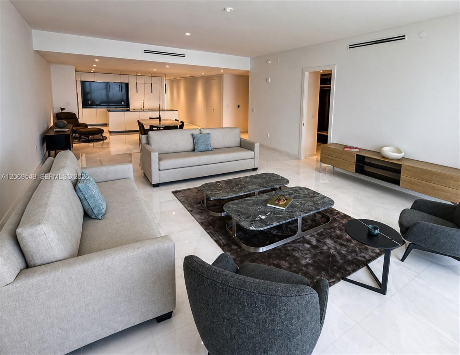 300 Biscayne Blvd Way # 4404 — Photo 3