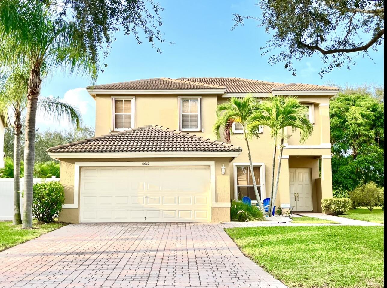 5012 Victoria Circle, West Palm Beach FL 33409