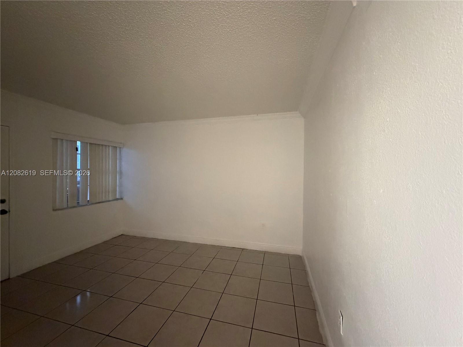 16118 NE 21st Ave # 7 — Photo 2