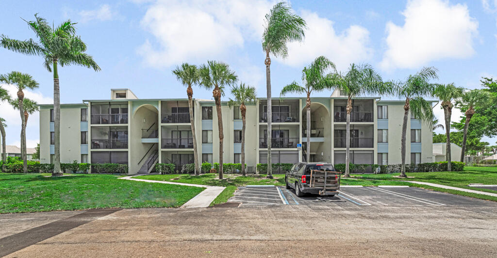 1112 GREEN PINE Boulevard # G3, West Palm Beach FL 33409