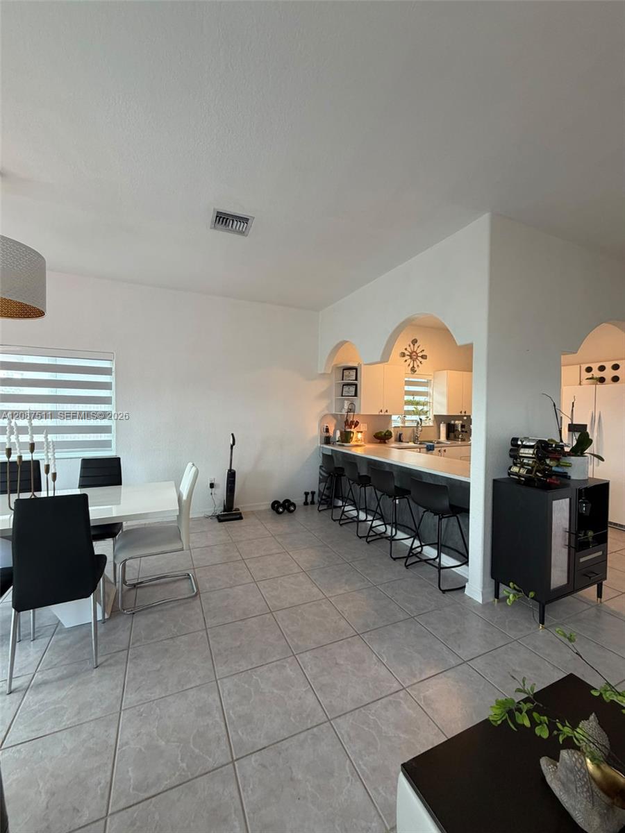 16104 SW 55th Ter — Photo 3