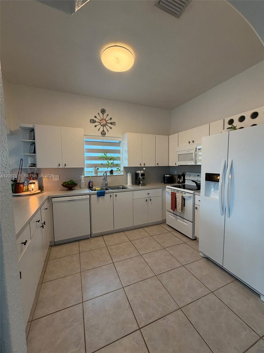 16104 SW 55th Ter — Photo 5