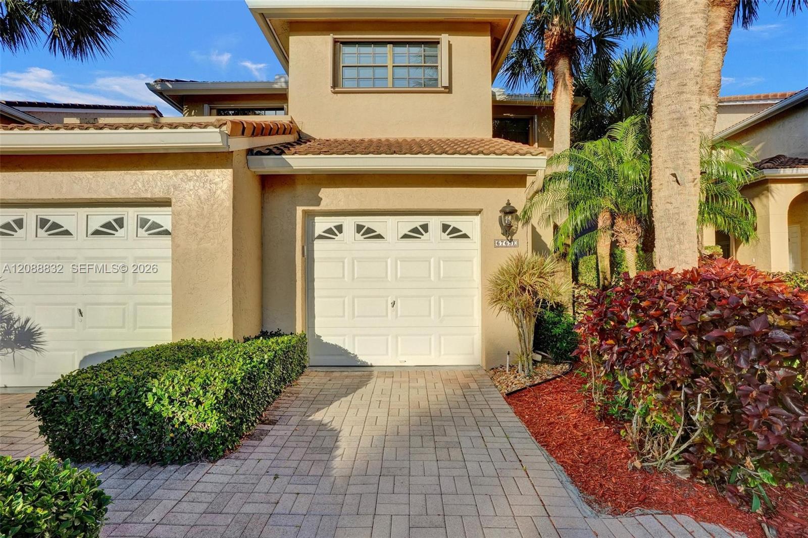 6765 Montego Bay Blvd # E — Photo 2