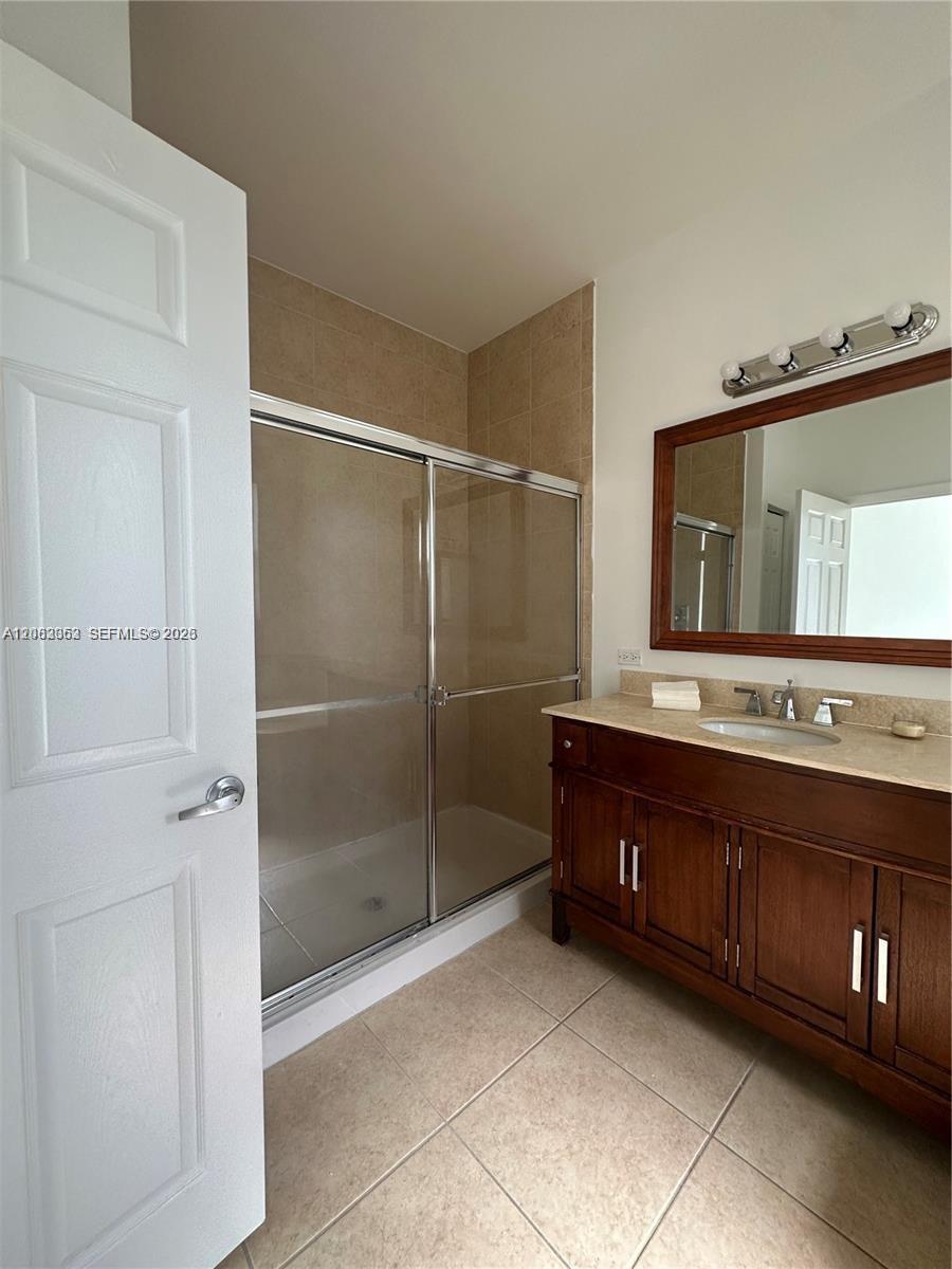 7512 NW 108th Path — Photo 5