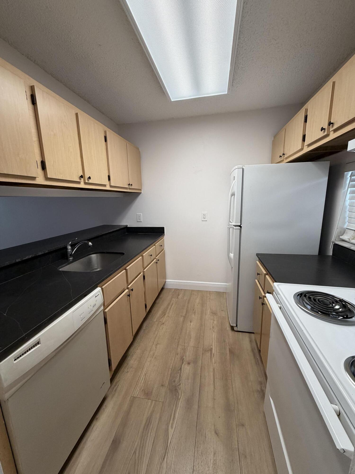 8720 N Sherman Circle # 205, Miramar FL 33025