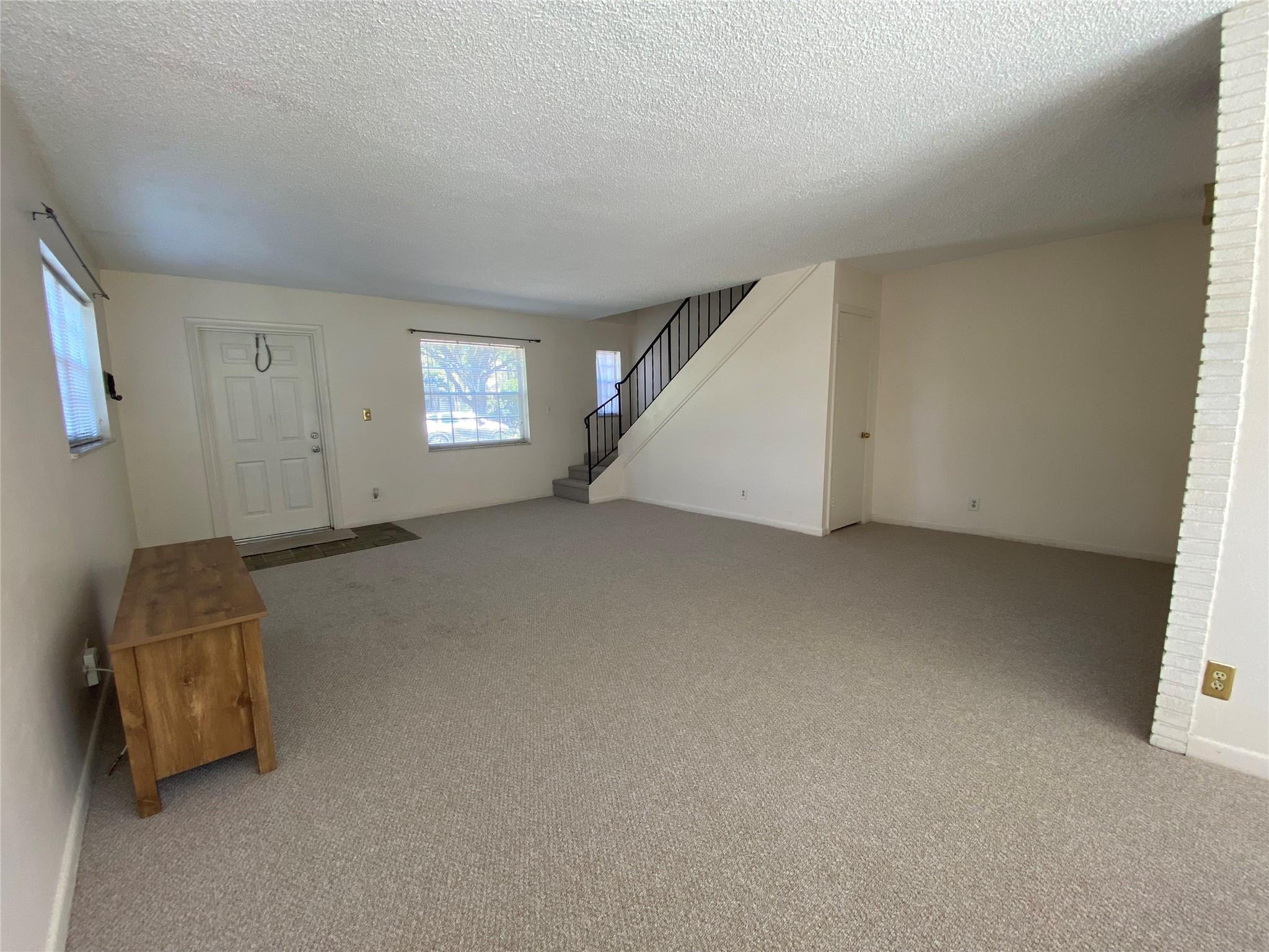 310 SW 11th Court — Photo 5