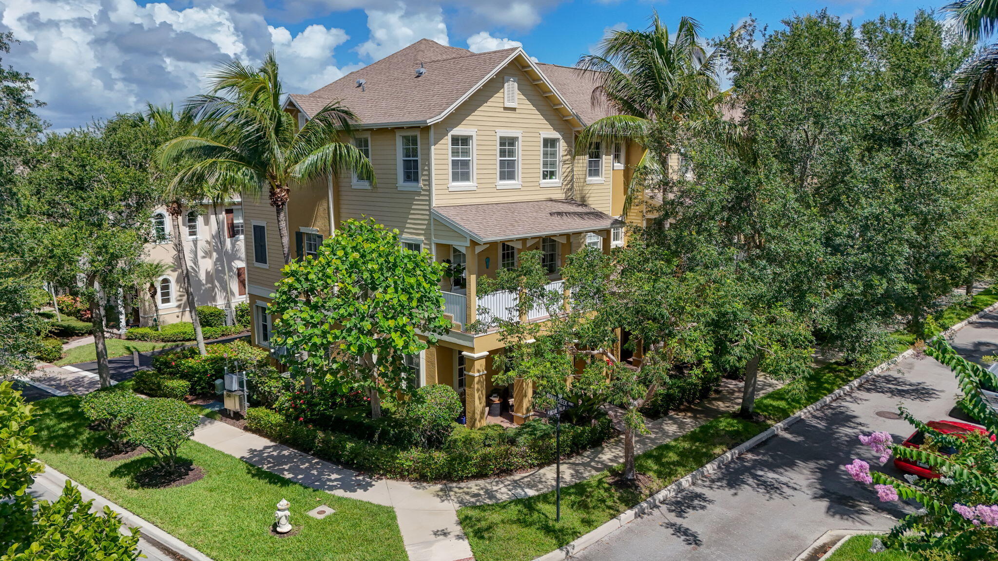 128 W Royal Palm Circle # 101, Jupiter FL 33458
