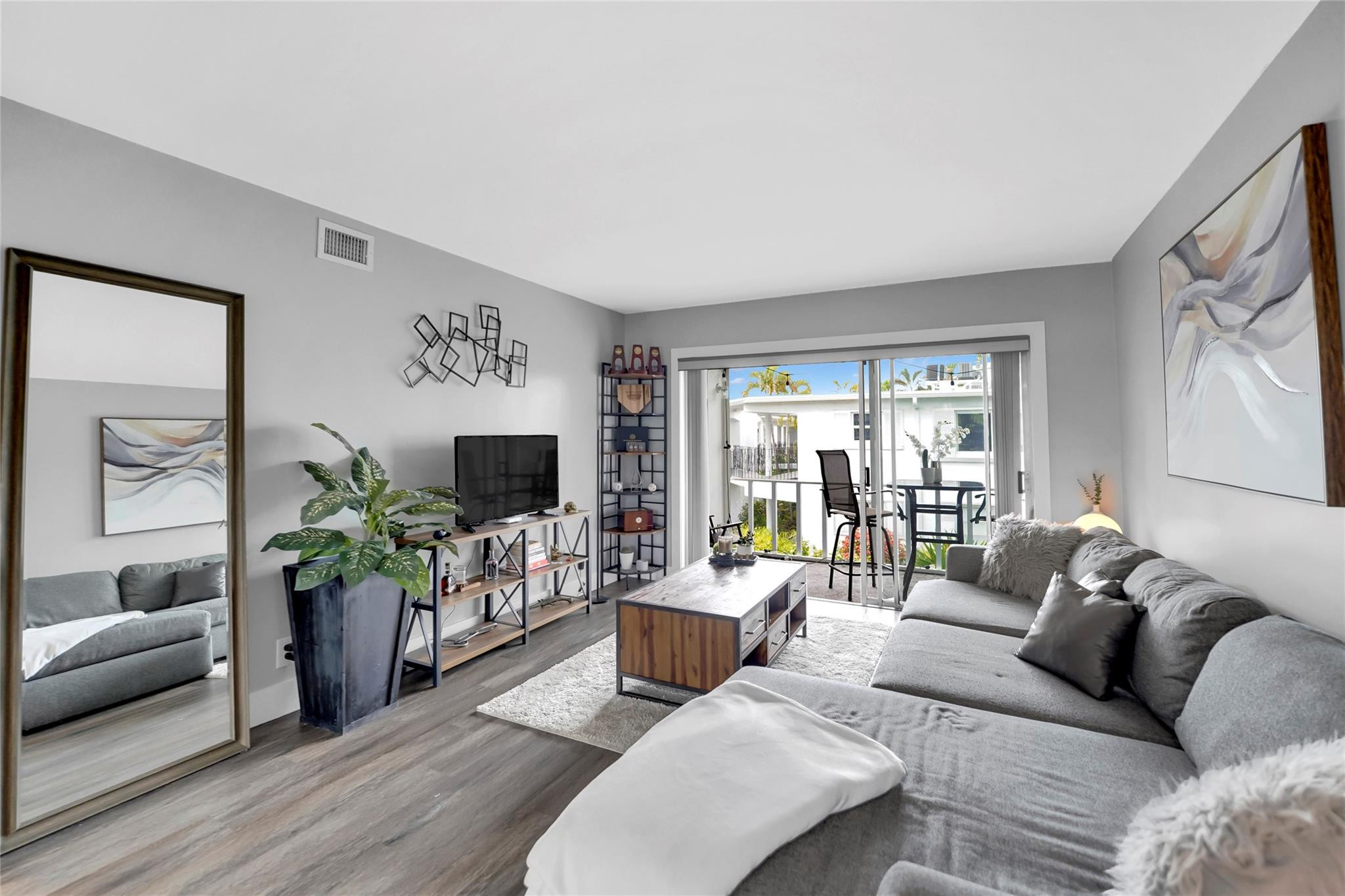 2161 NE 42nd Court # 215 — Photo 5