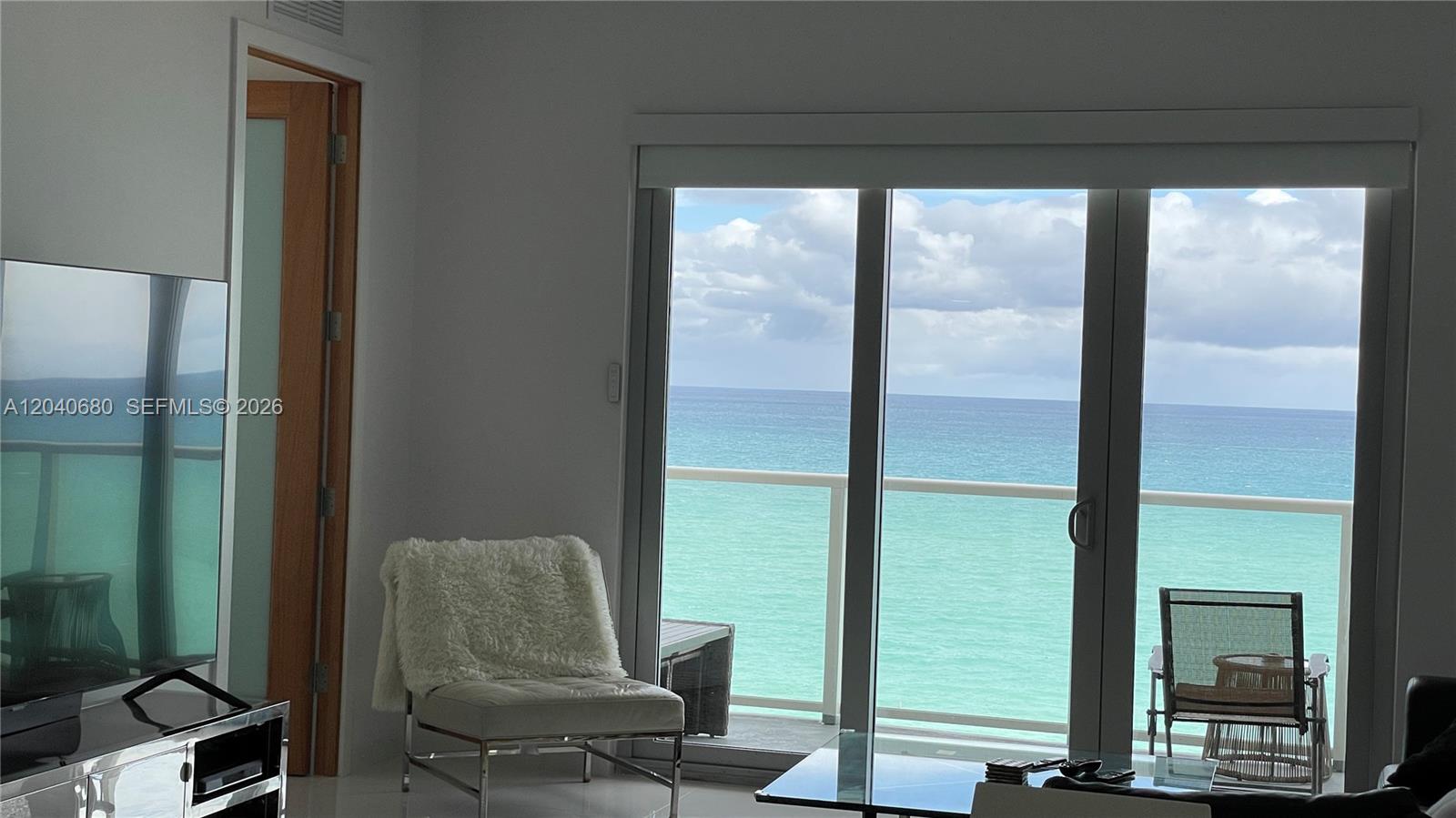 5701 Collins Ave, Miami Beach FL 33140