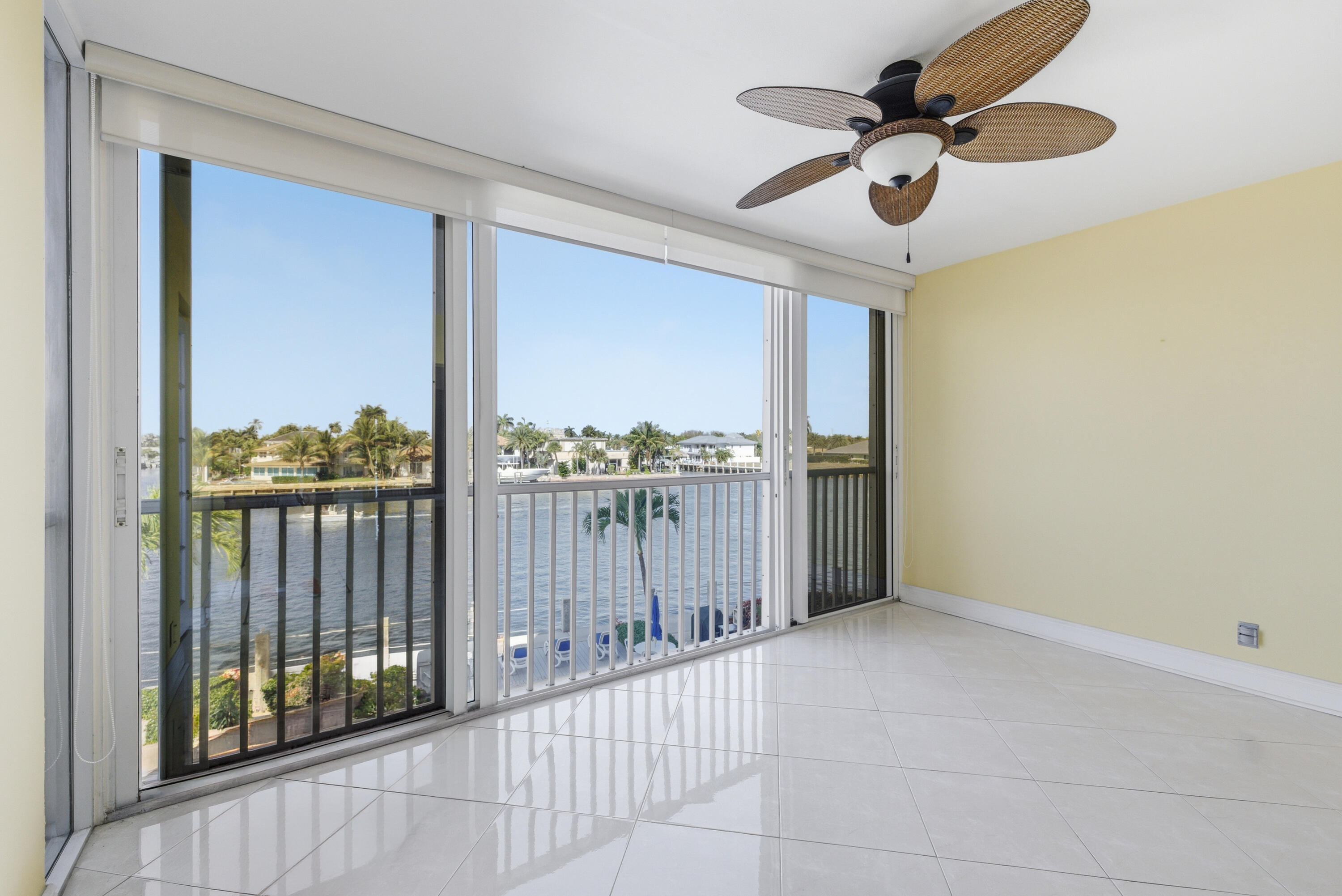 615 N Riverside Drive # 301 — Photo 4