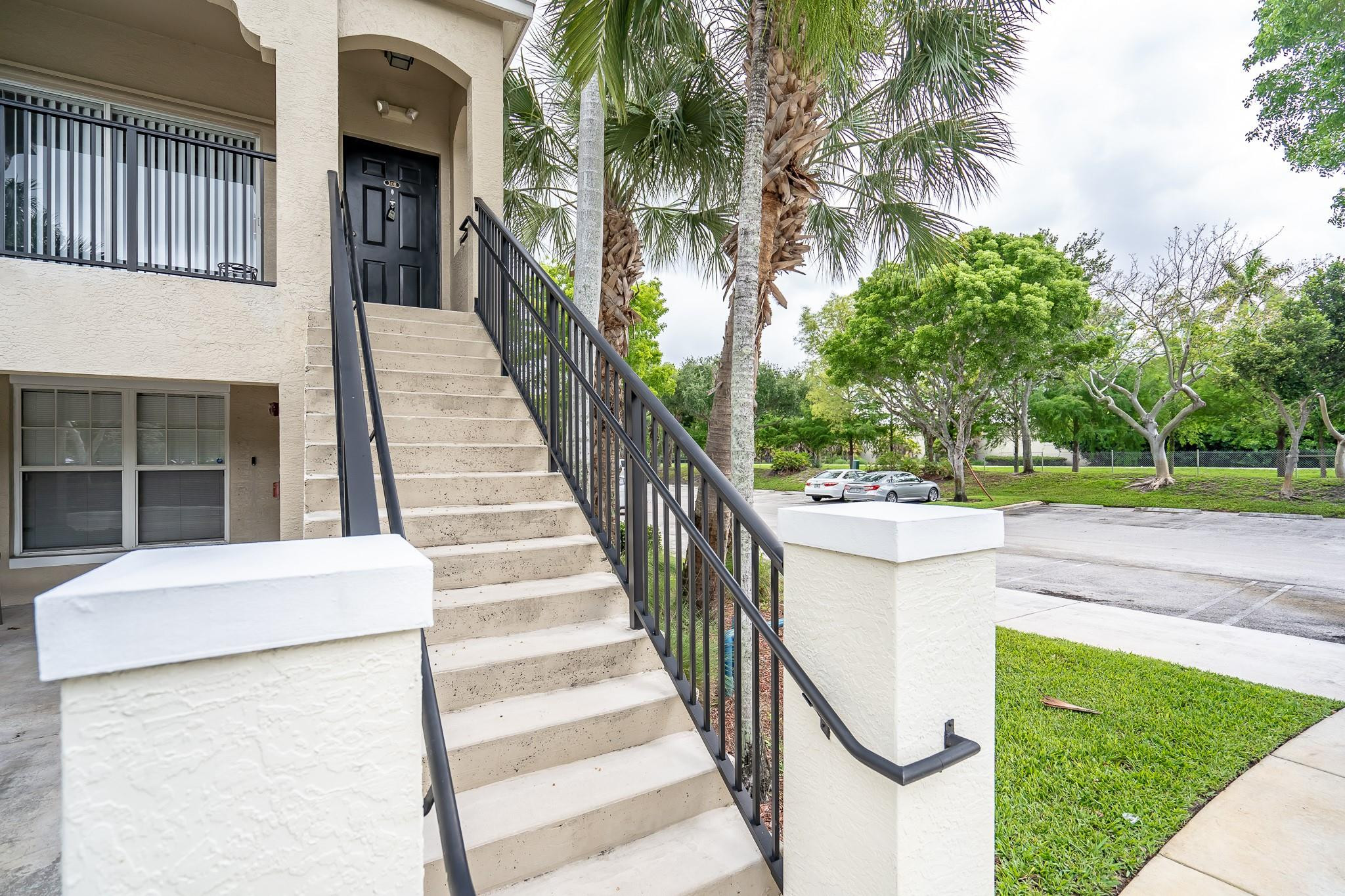 5800 W Sample Road # 308, Coral Springs FL 33067