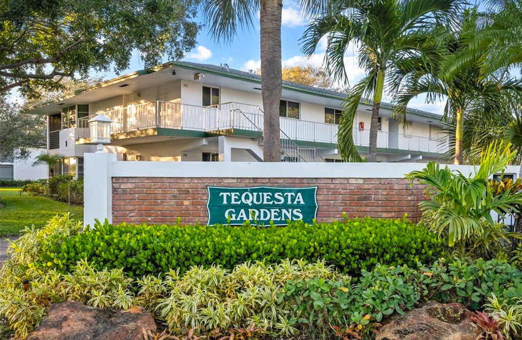 8 Garden Street # 106r, Tequesta FL 33469