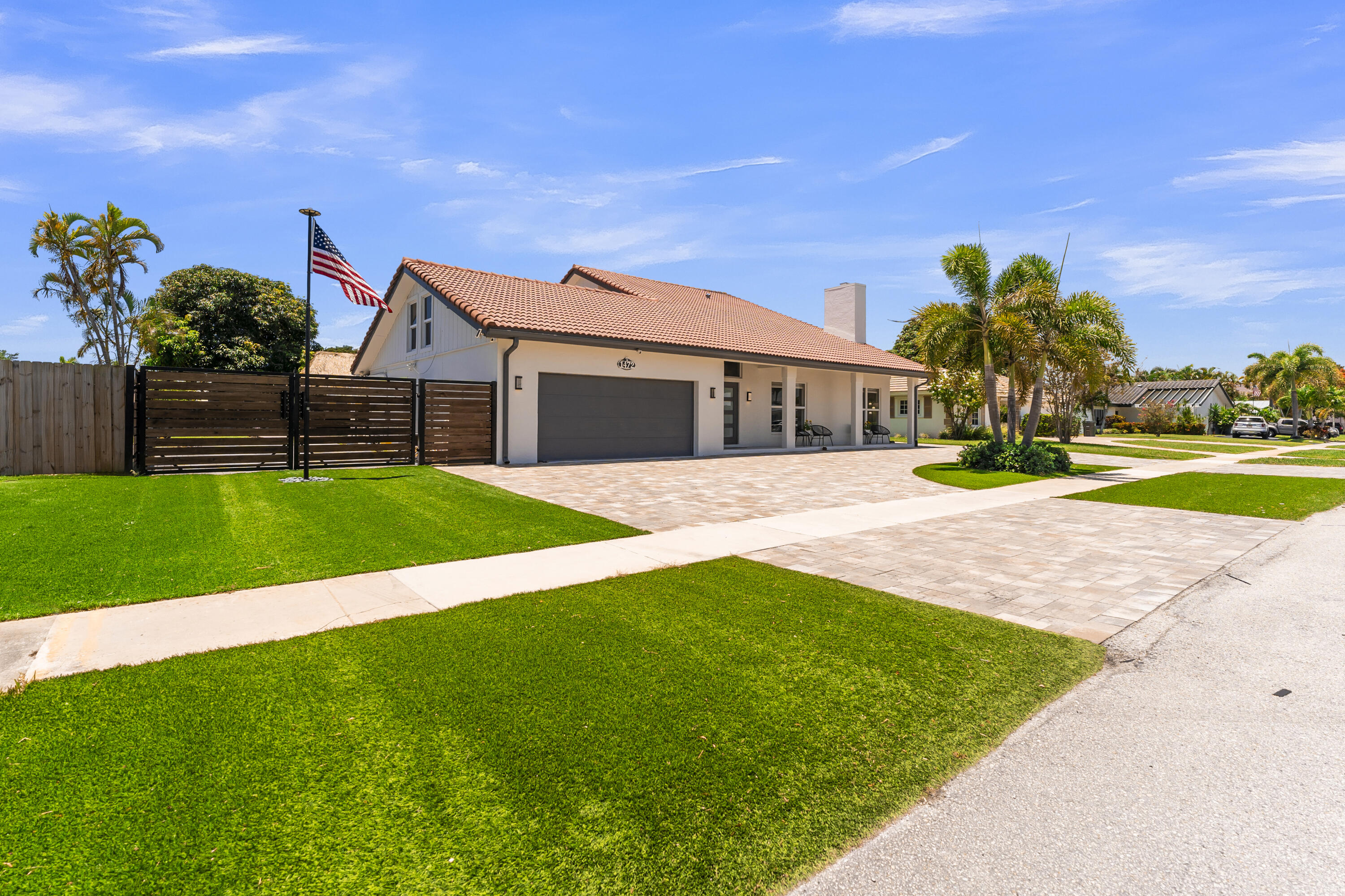 1472 SW 13th Street — Photo 3