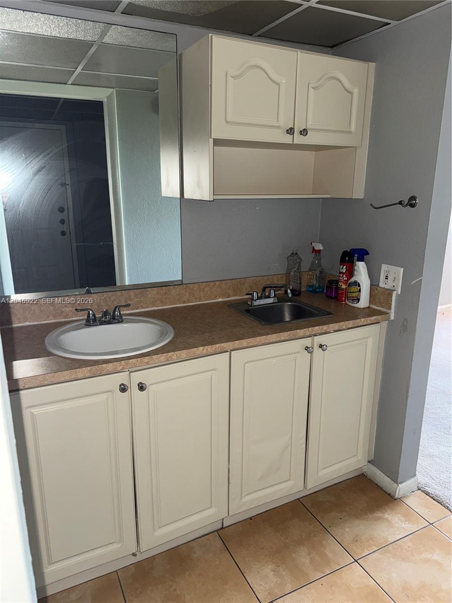 6960 Miami Gardens Dr # 431A — Photo 2