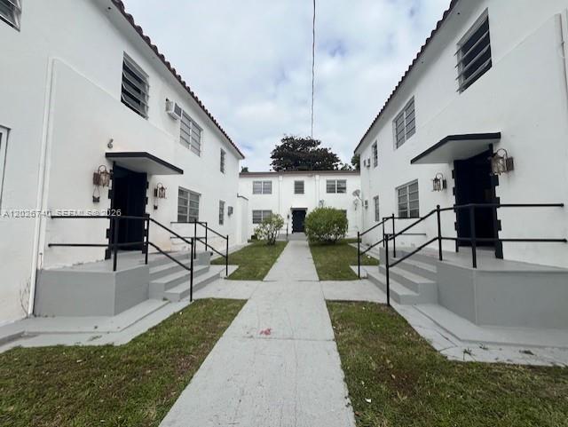 535 SW 7th St # 4 View 2