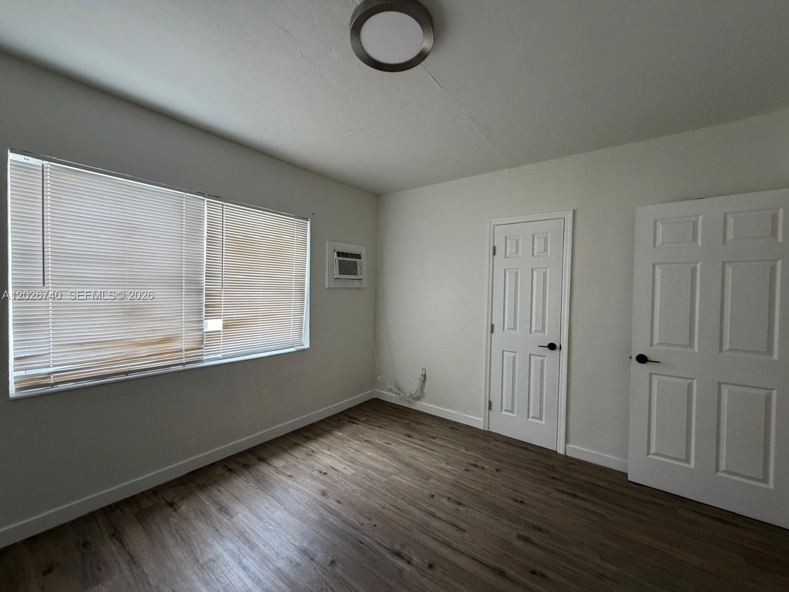 535 SW 7th St # 4 View 8