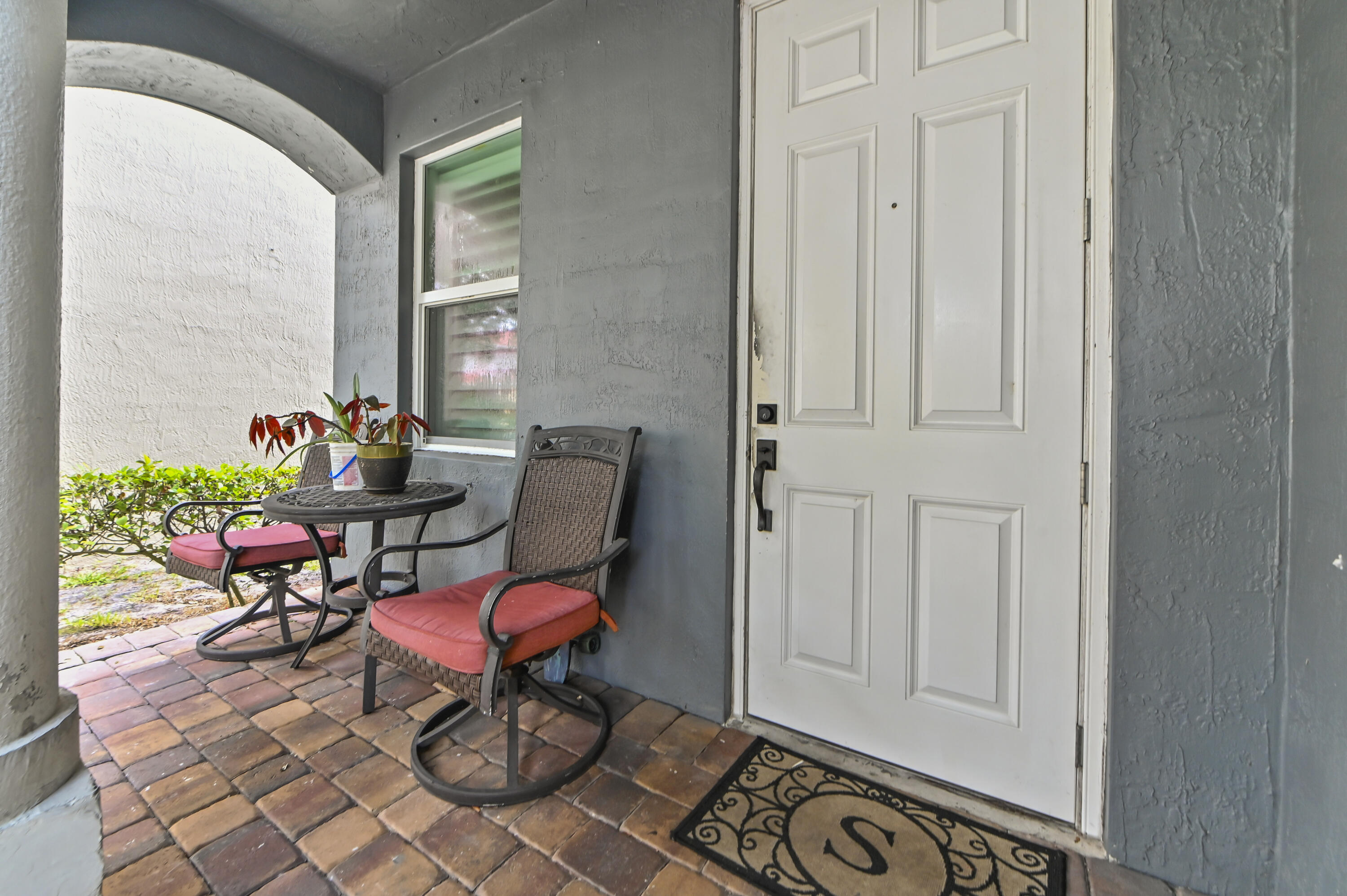1006 Center Stone Lane — Photo 3
