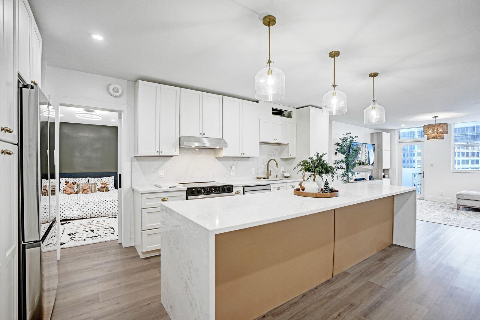 4250 GALT OCEAN Drive # 9M — Photo 4