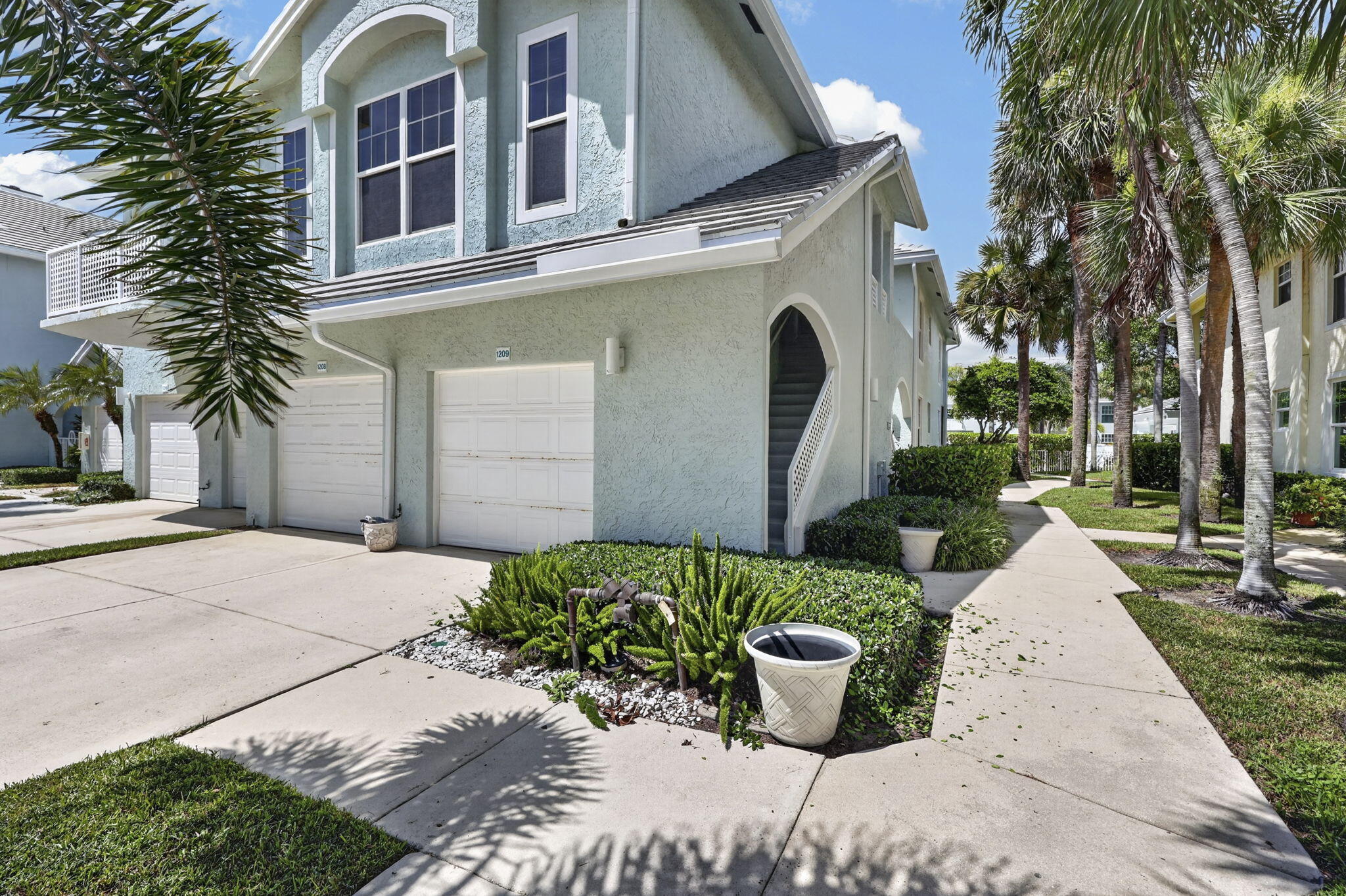 1209 MAINSAIL Circle # 1209 — Photo 2