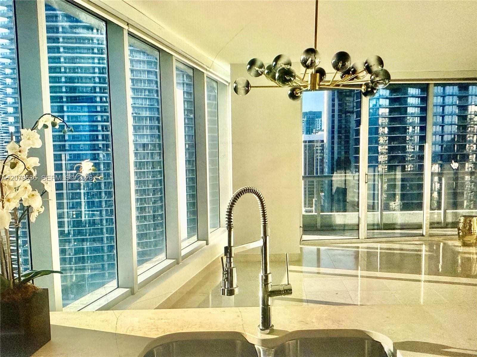475 Brickell Ave # 2915, Miami FL 33131