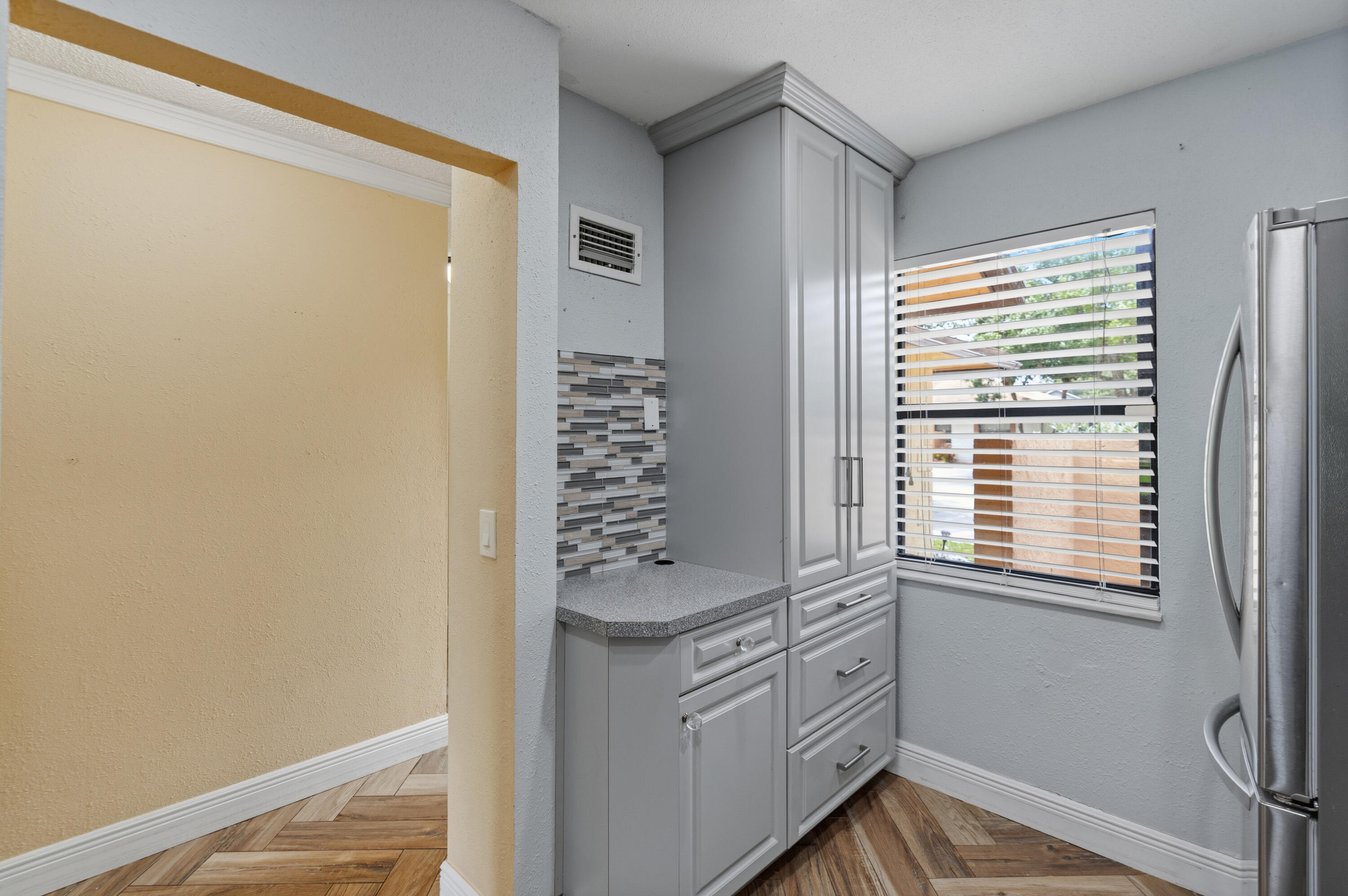 10927 NW 29TH Court — Photo 5