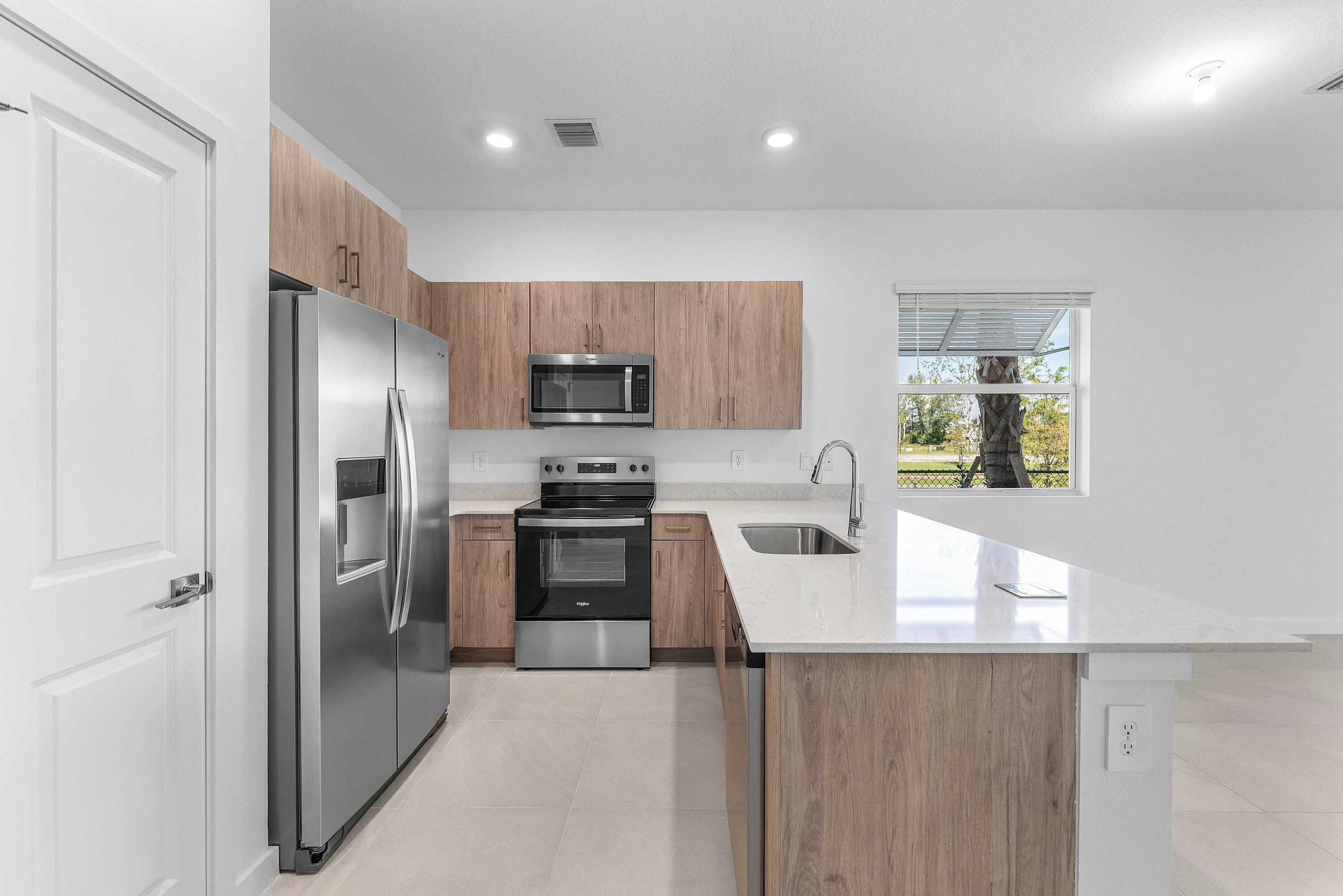 157 LAKESIDE LANDING Court — Photo 5
