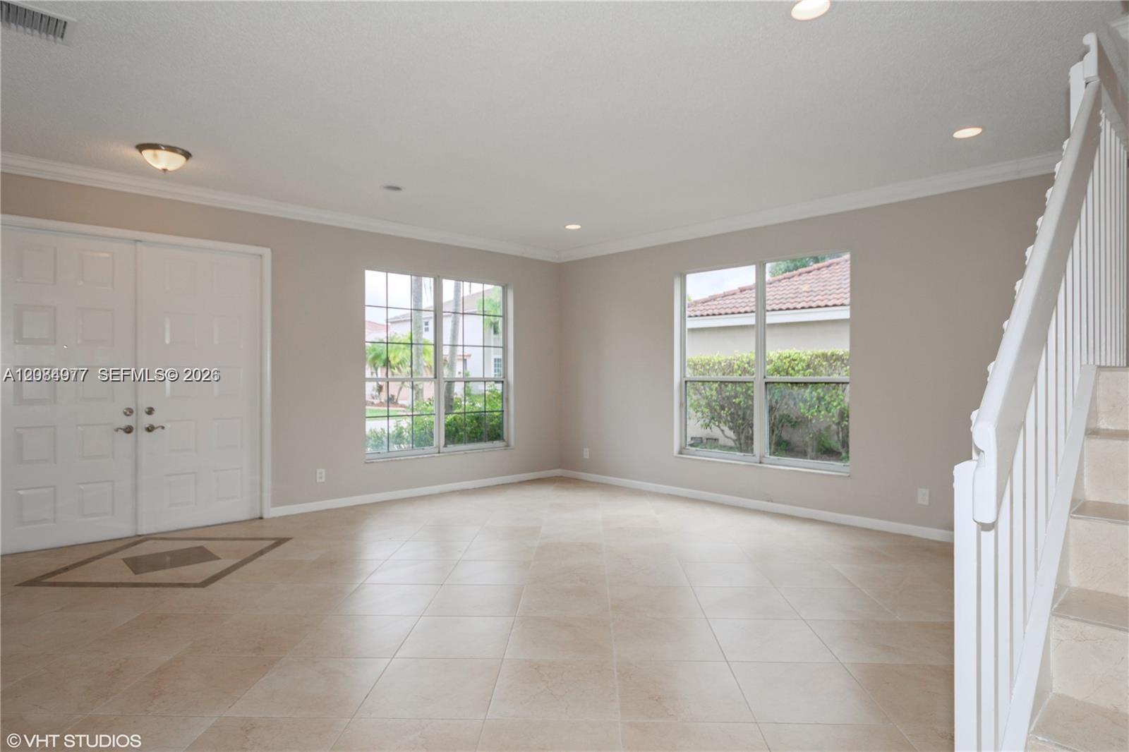 2646 SW 183 Ave — Photo 3