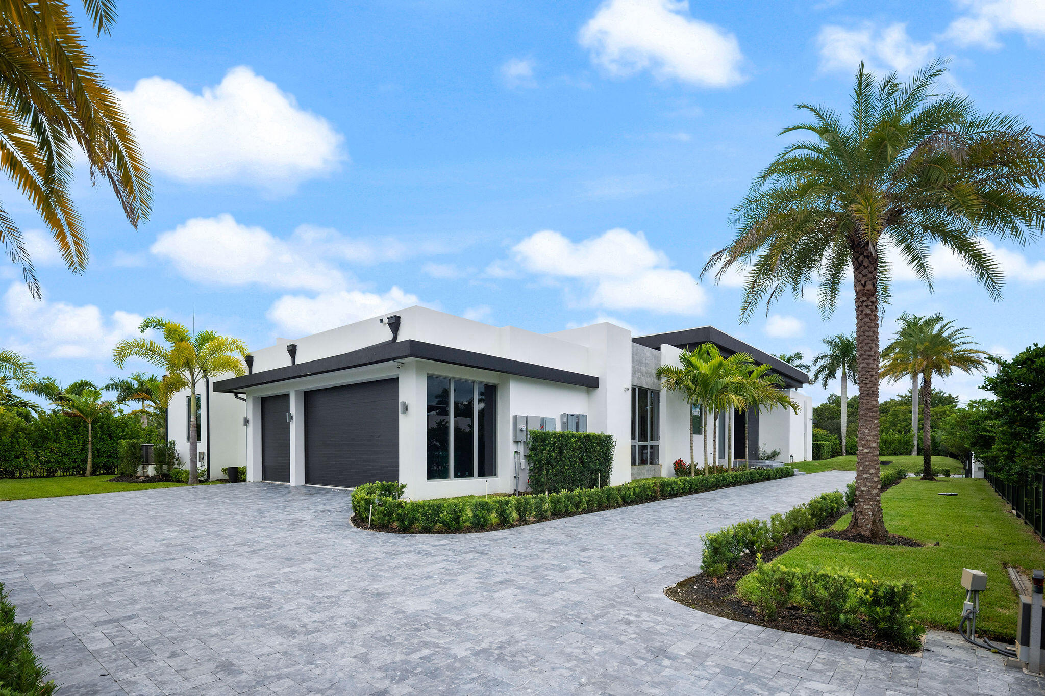 11780 NW 15TH Street — Photo 5